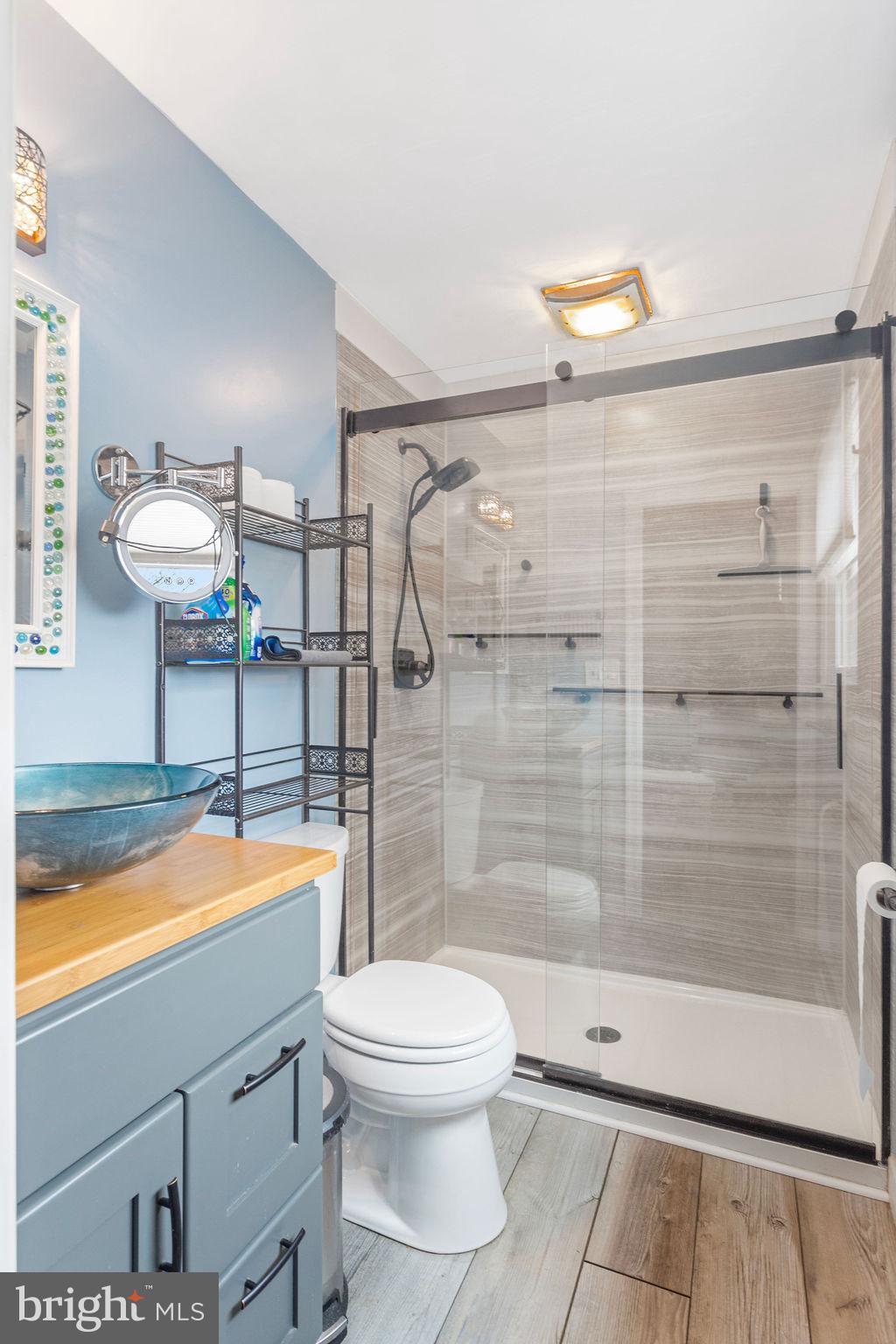 LITTLE KNOLL ESTATES - Residential