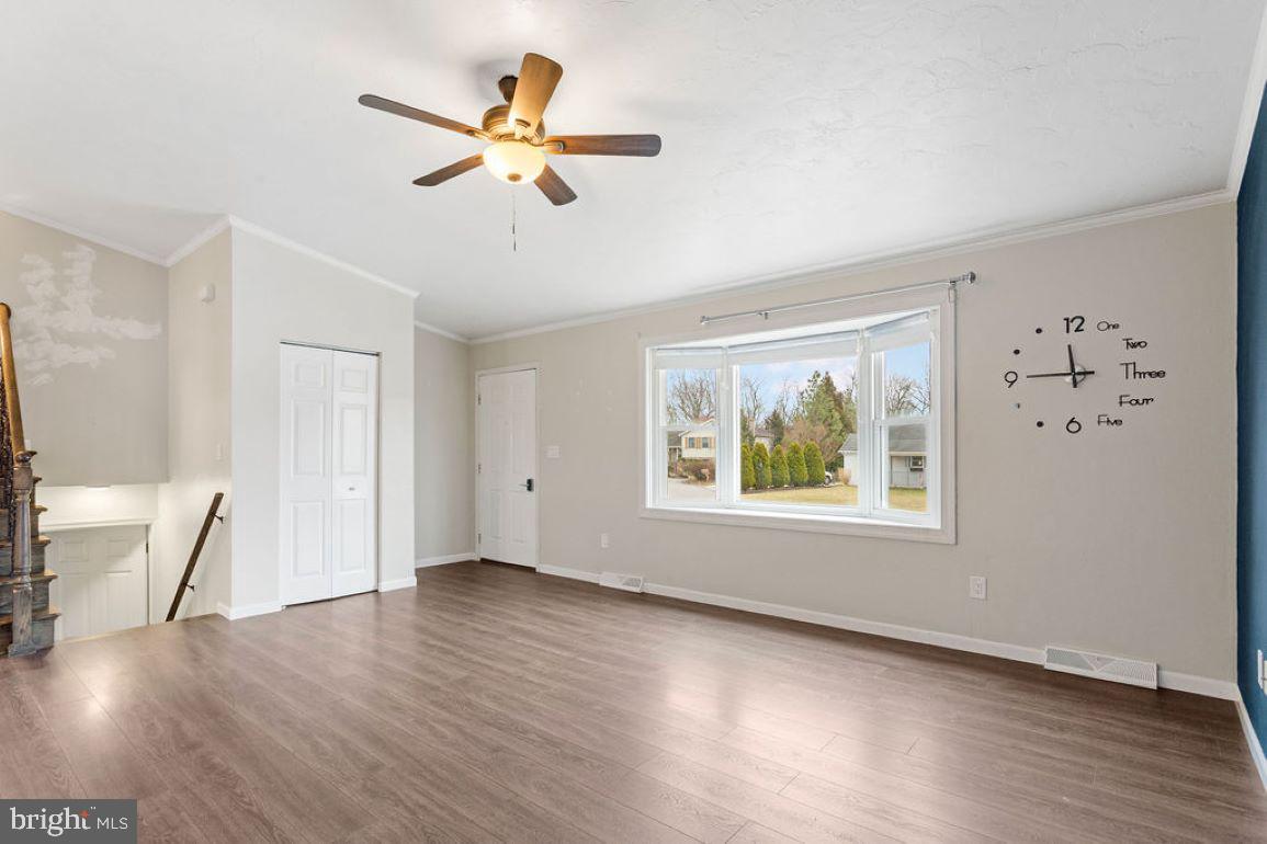 LITTLE KNOLL ESTATES - Residential