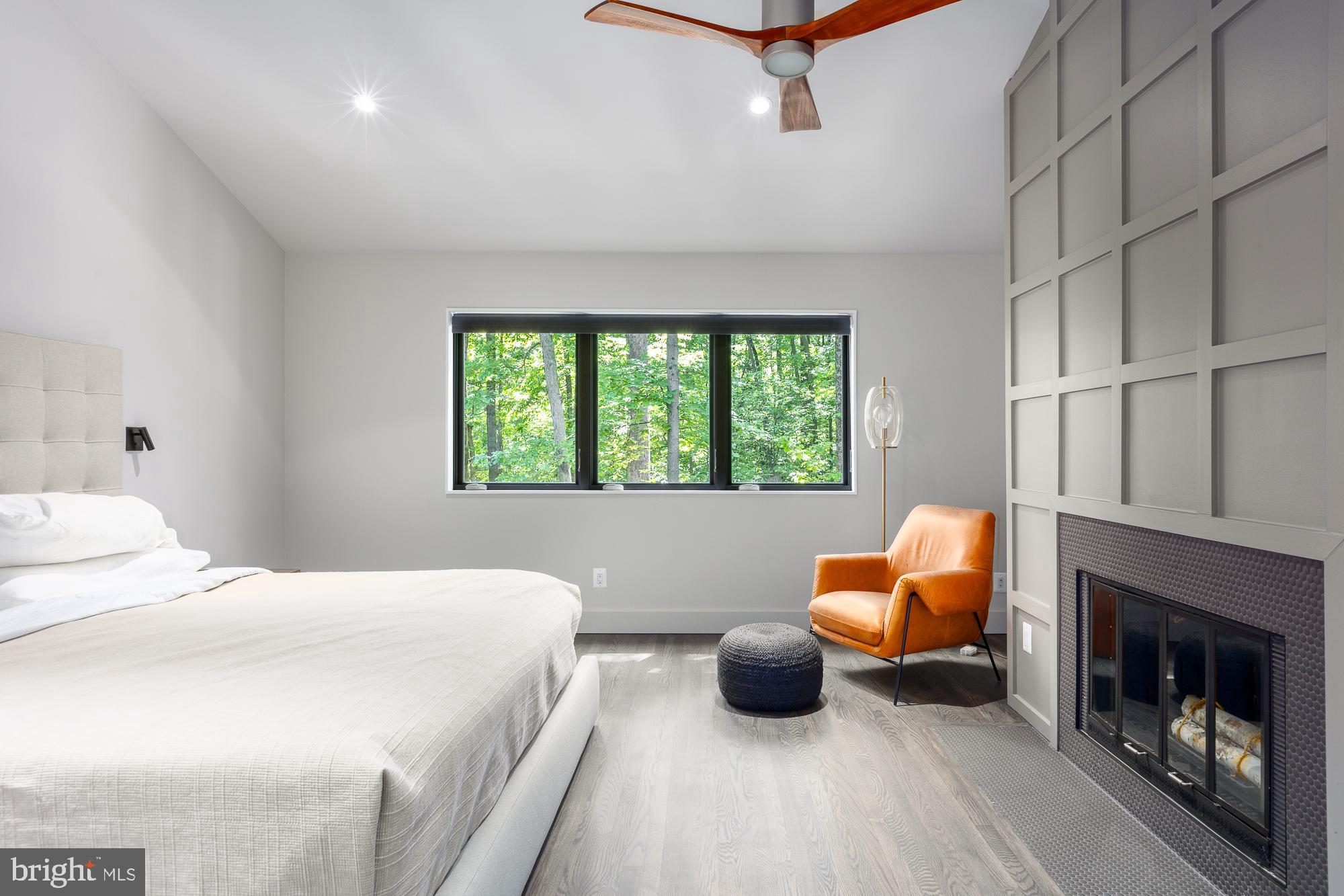 HILL VIEW ESTATES - Residential