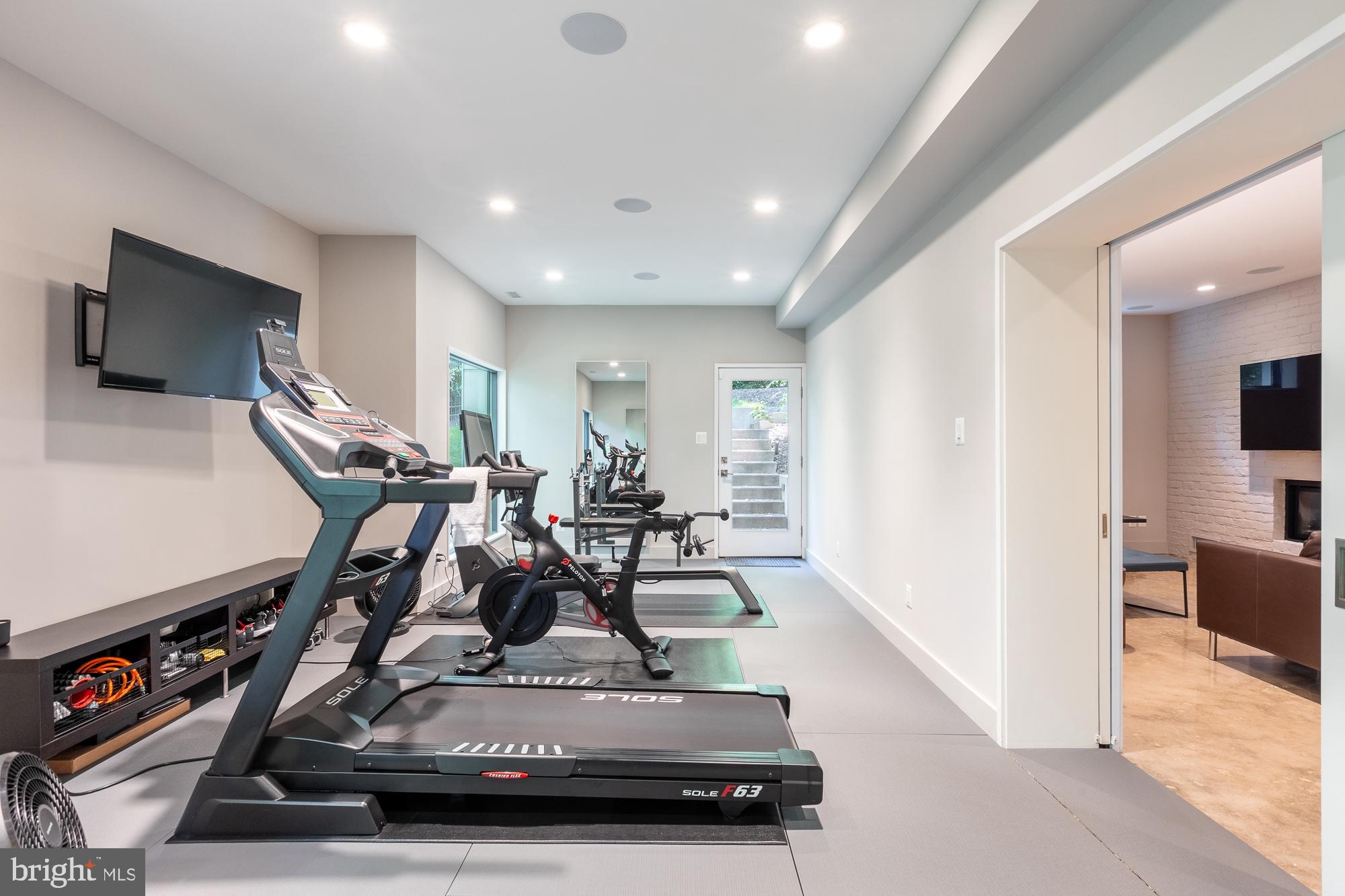 HILL VIEW ESTATES - Residential