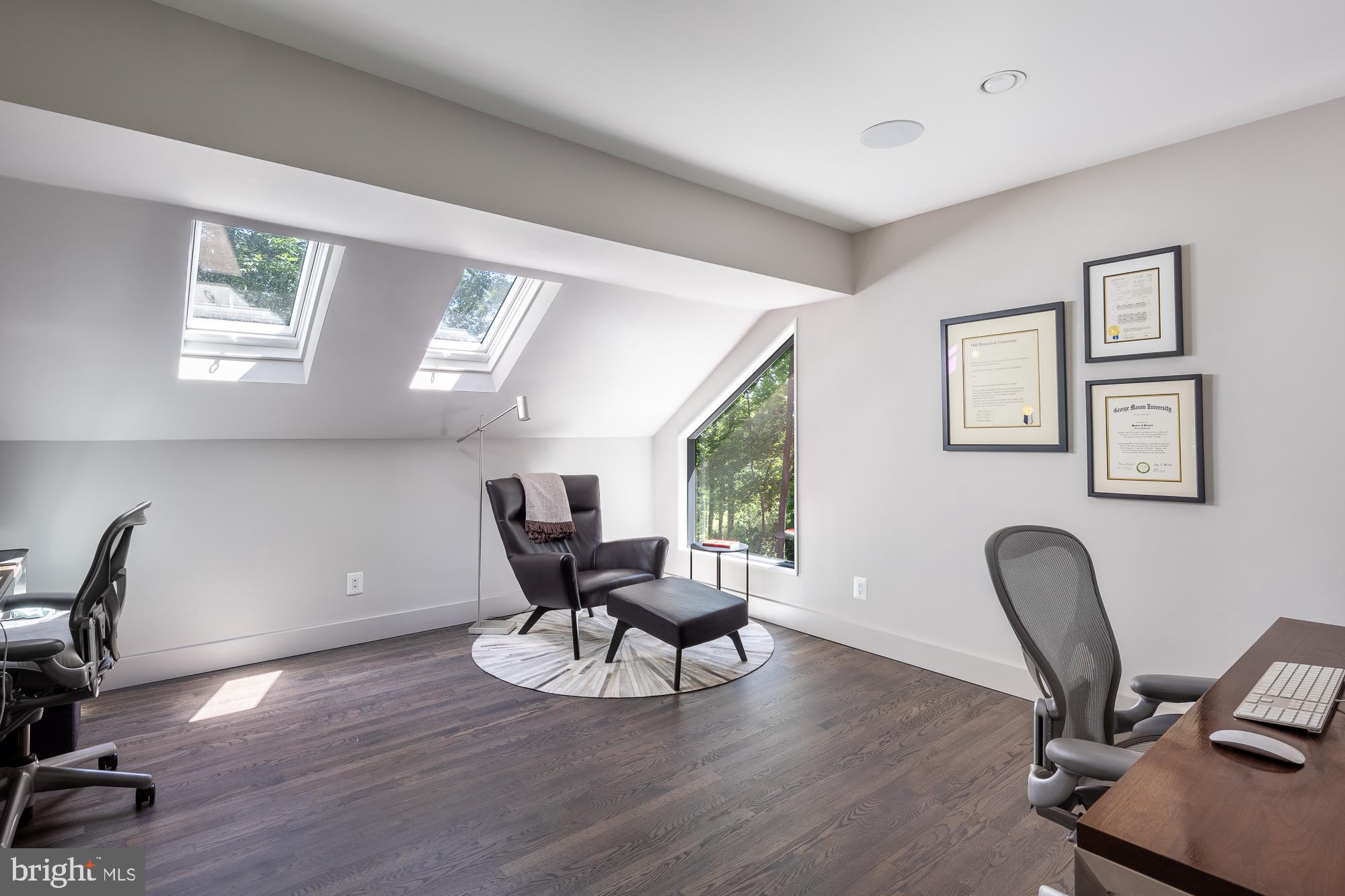 HILL VIEW ESTATES - Residential