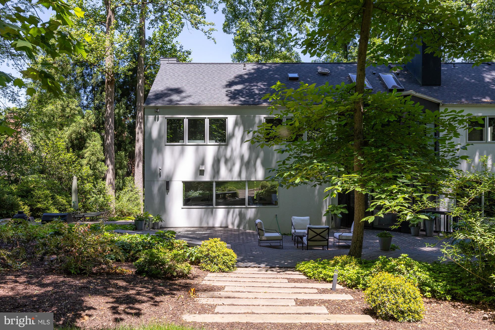 HILL VIEW ESTATES - Residential