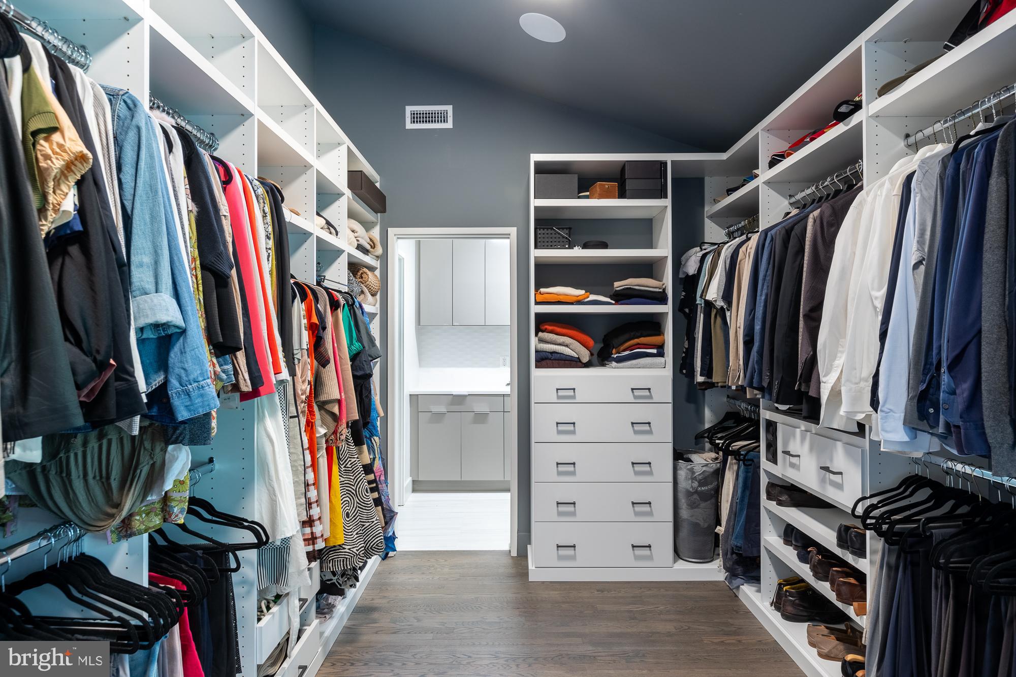 HILL VIEW ESTATES - Residential