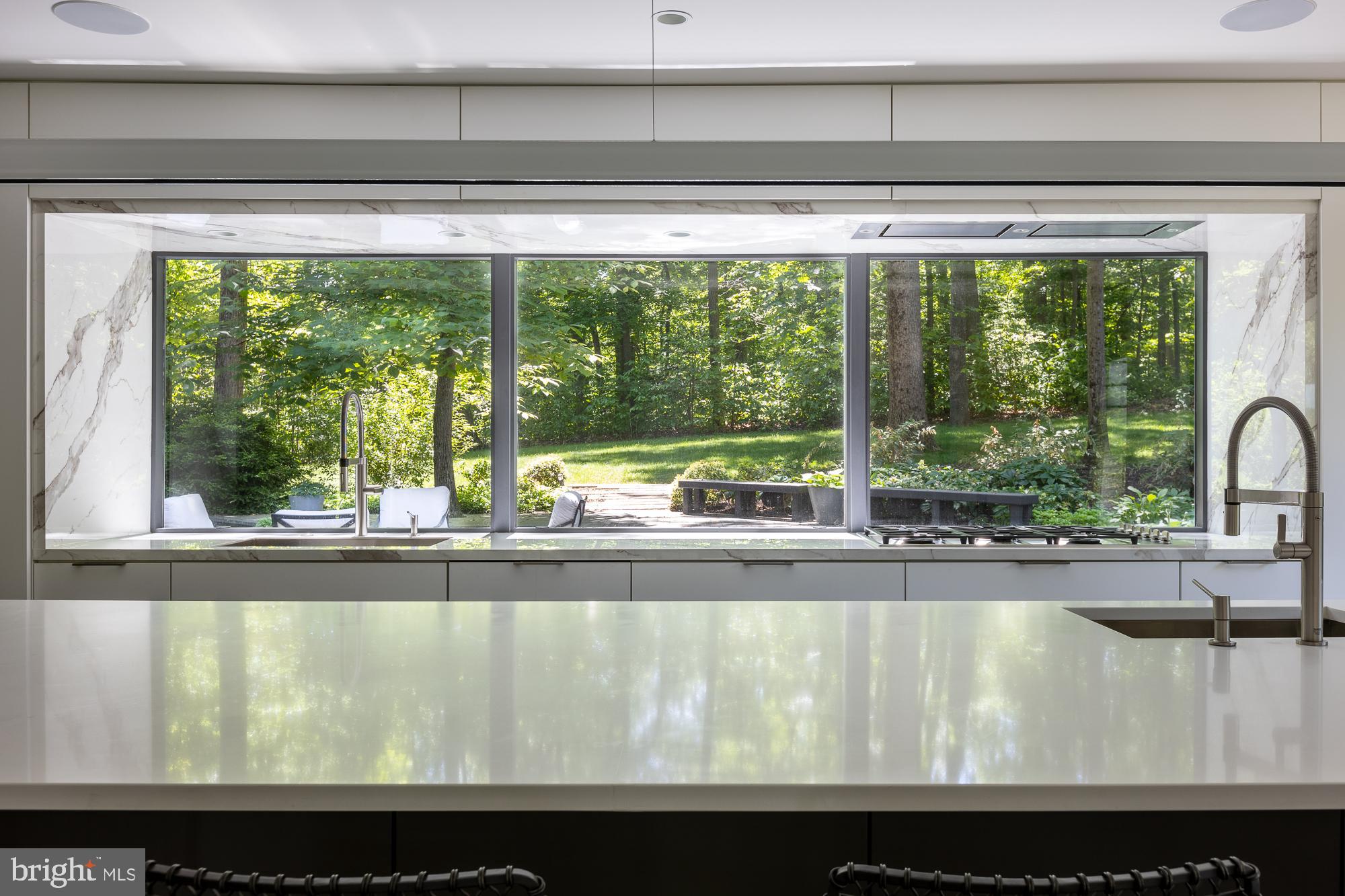 HILL VIEW ESTATES - Residential