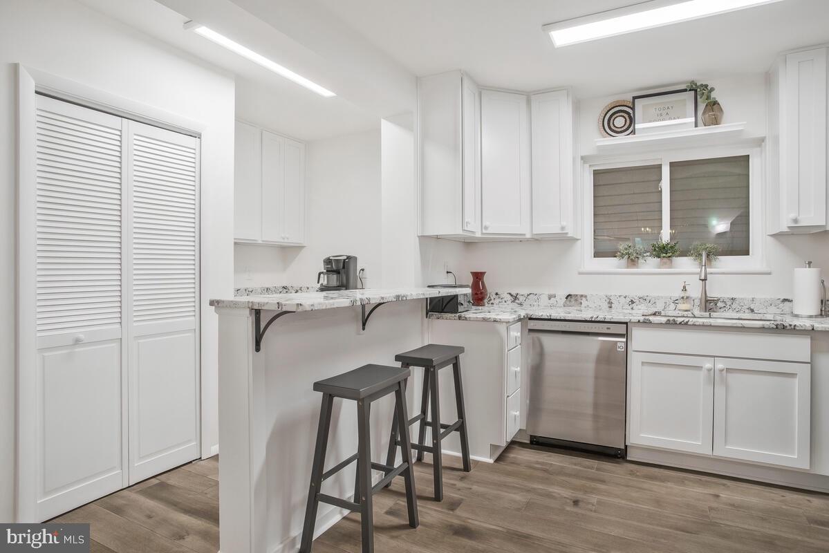 GERARD PLAZA - Residential