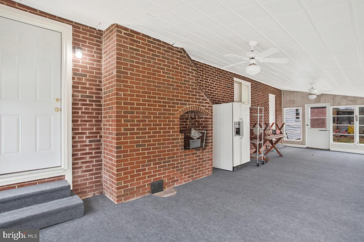 GERARD PLAZA - Residential