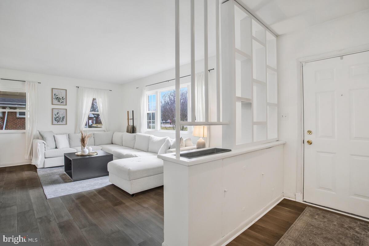 GERARD PLAZA - Residential