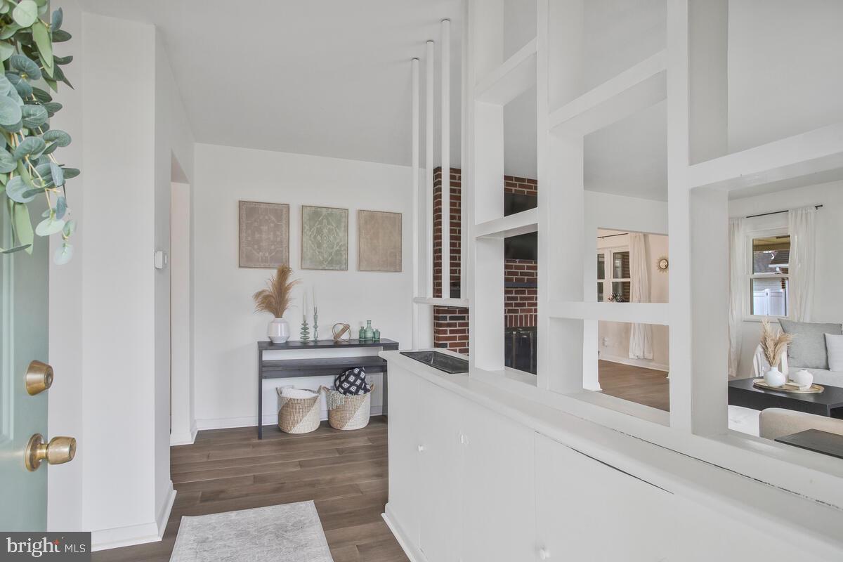 GERARD PLAZA - Residential