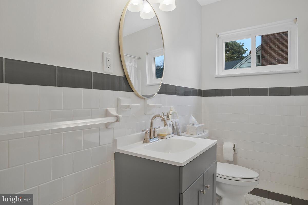 GERARD PLAZA - Residential