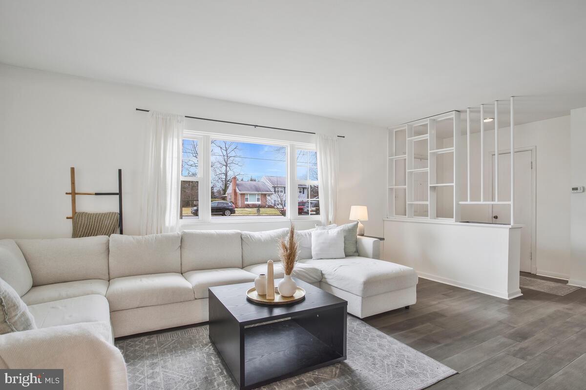 GERARD PLAZA - Residential