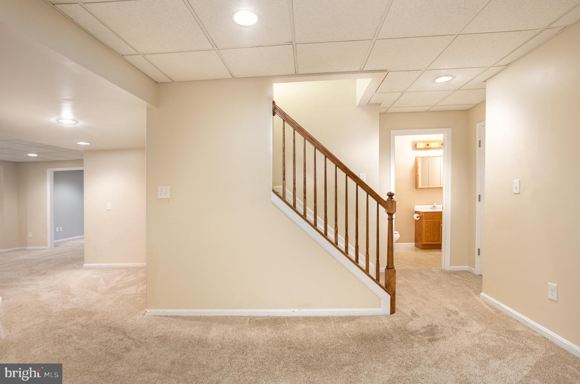 HUNTERS RUN - Residential