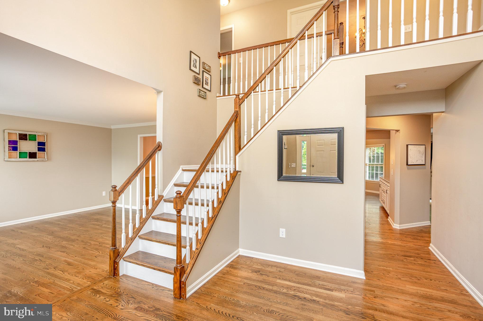 HUNTERS RUN - Residential