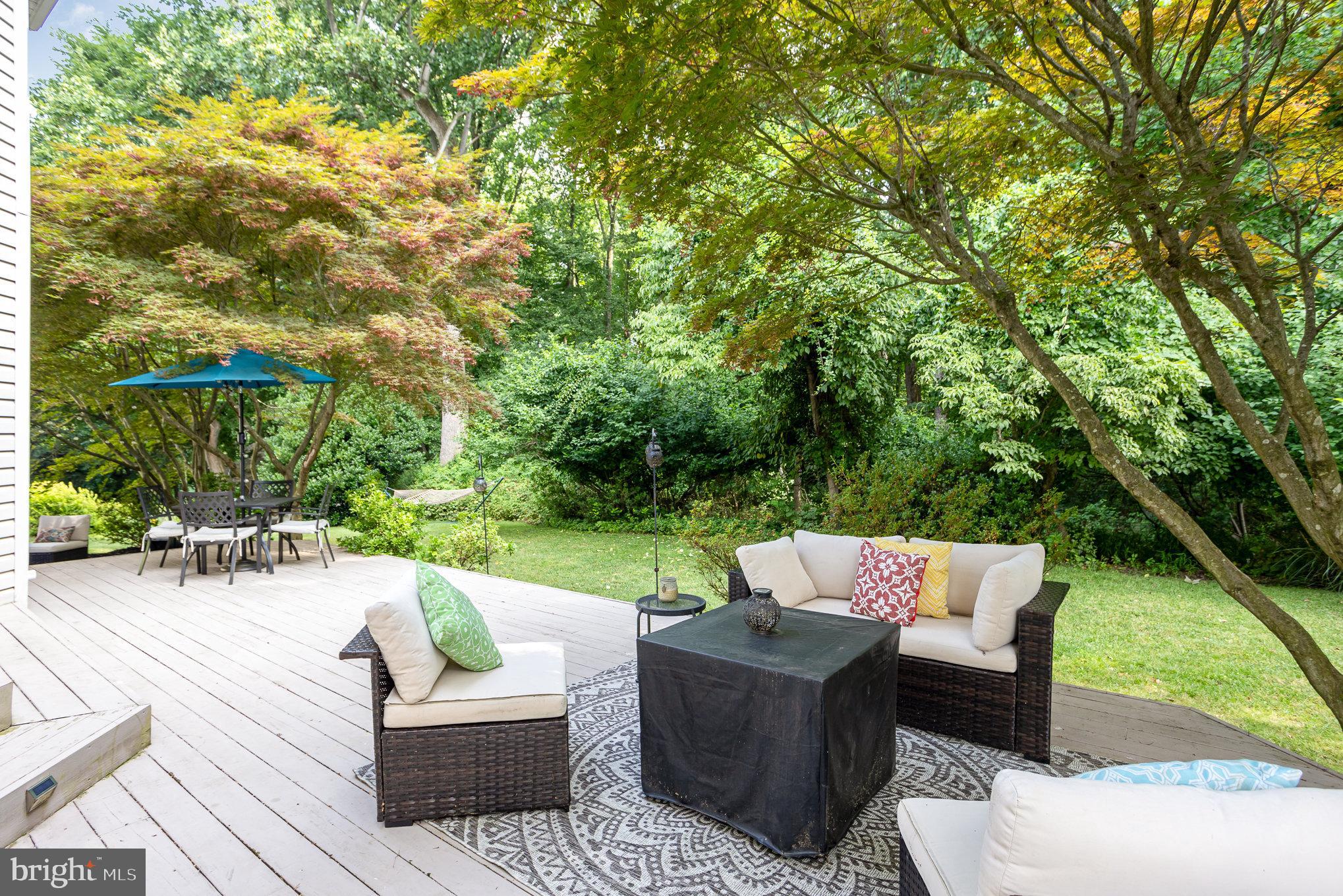 HUNTERS RUN - Residential