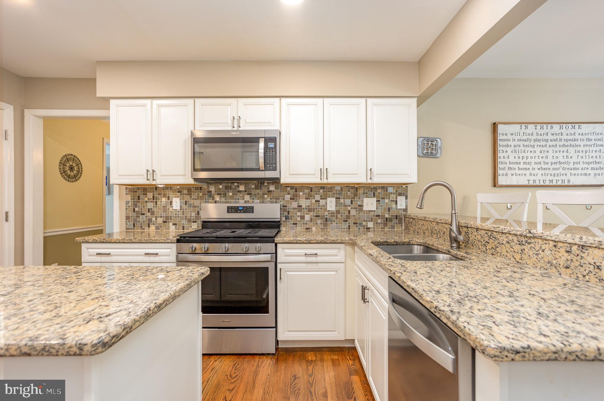 HUNTERS RUN - Residential