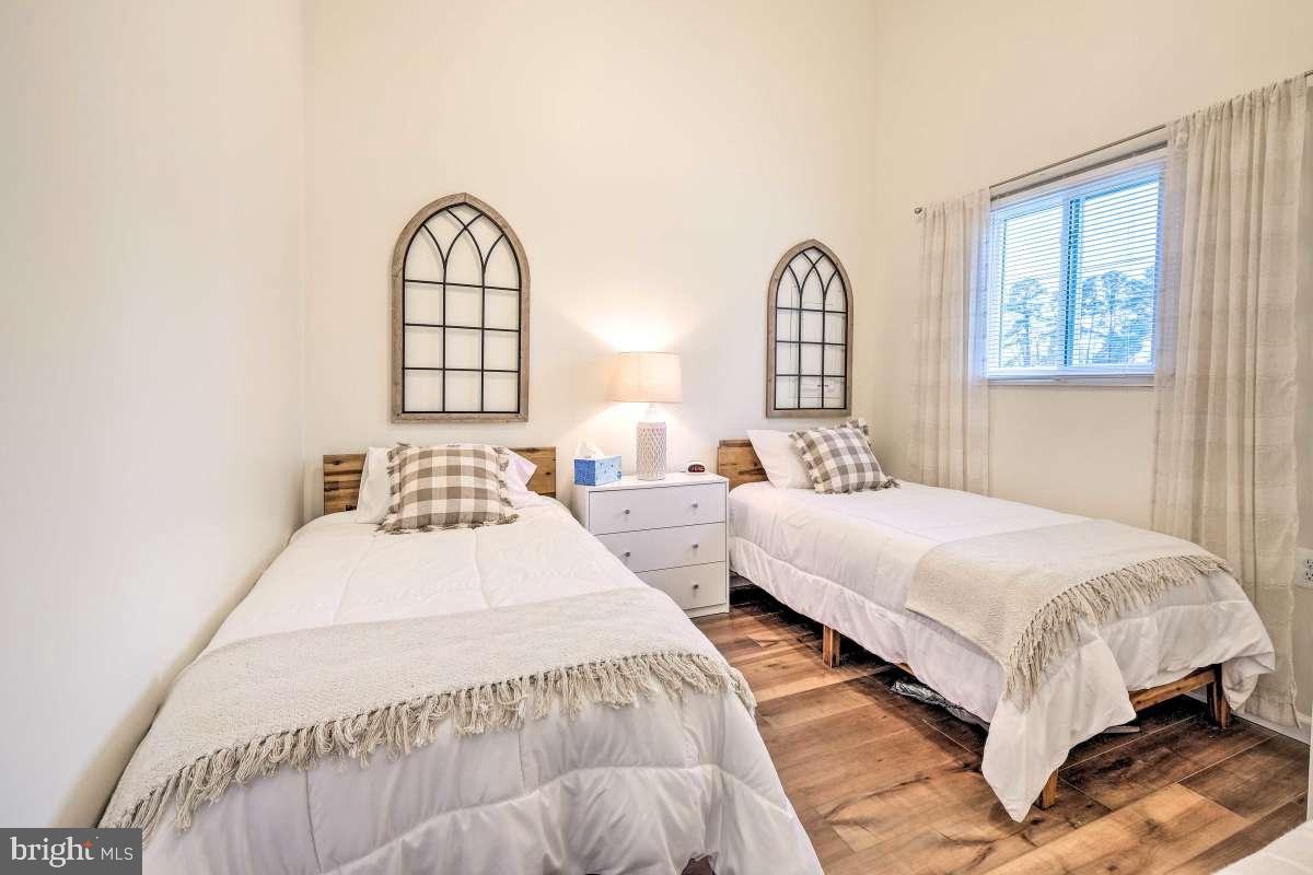 POTOMAC SHORES - Residential