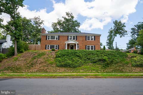 Photo of 5012 Larno Drive, ALEXANDRIA, VA 22310 (MLS # VAFX2333930)