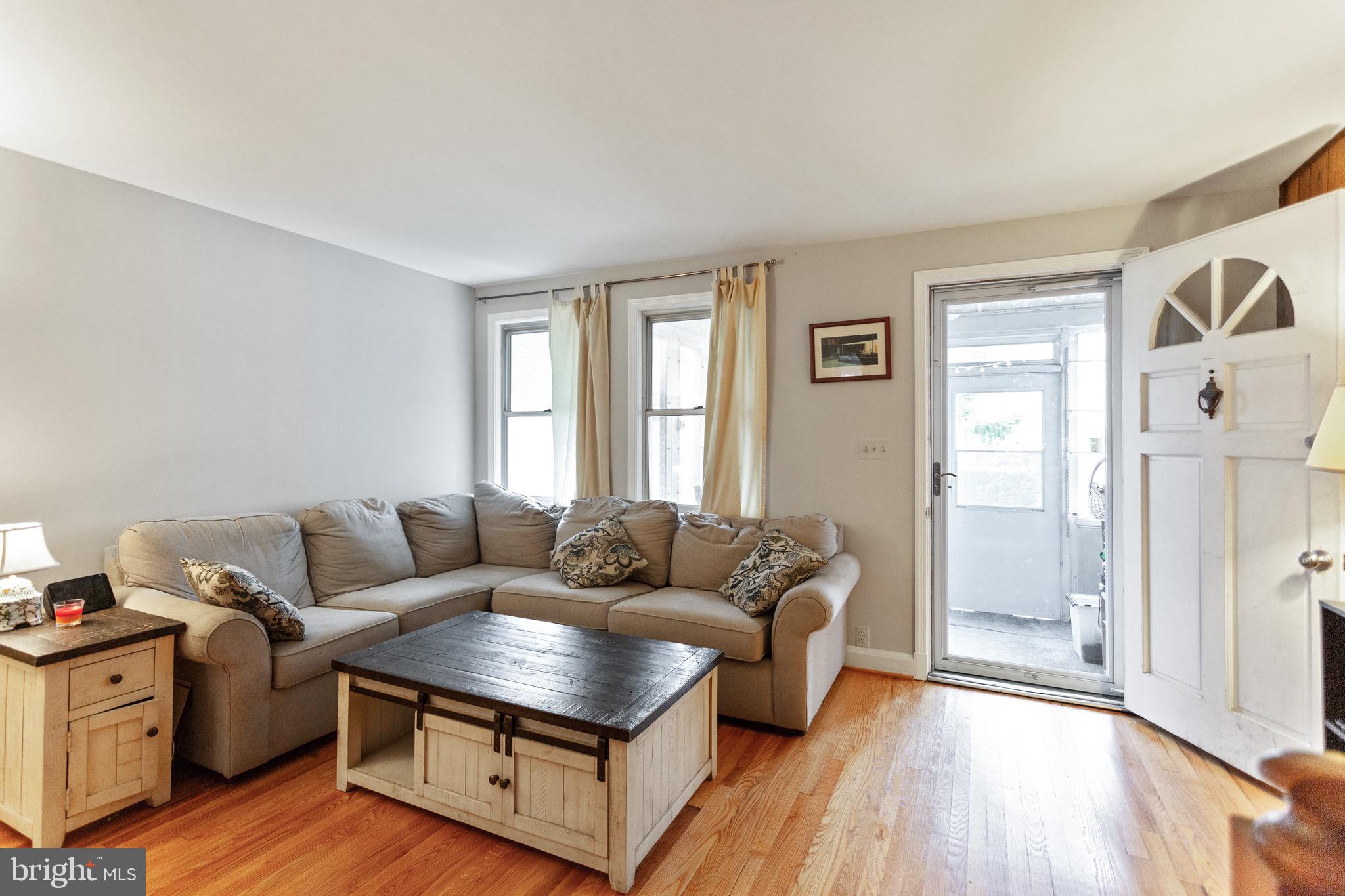 ARBOUR MANOR - Residential