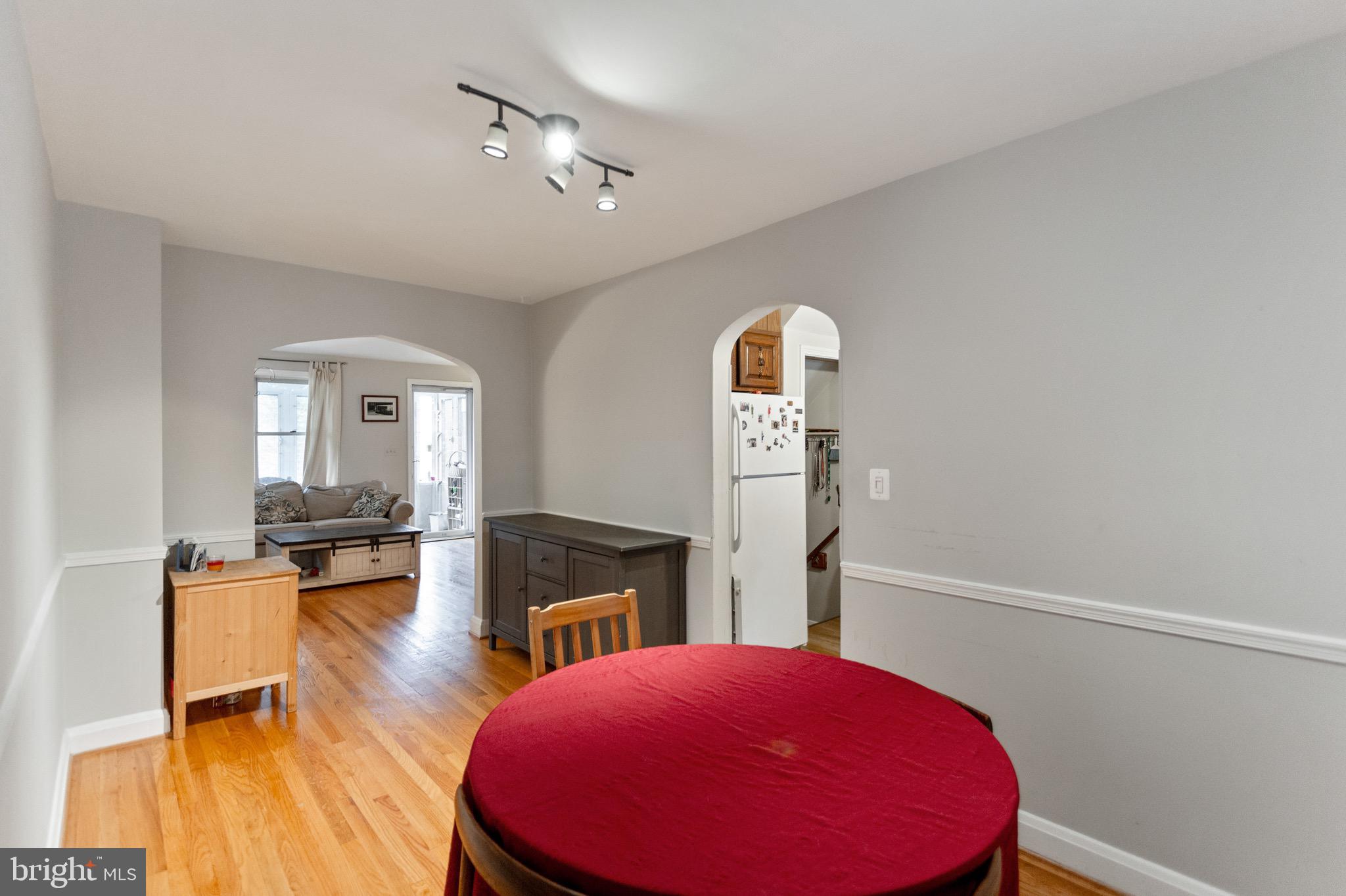 ARBOUR MANOR - Residential