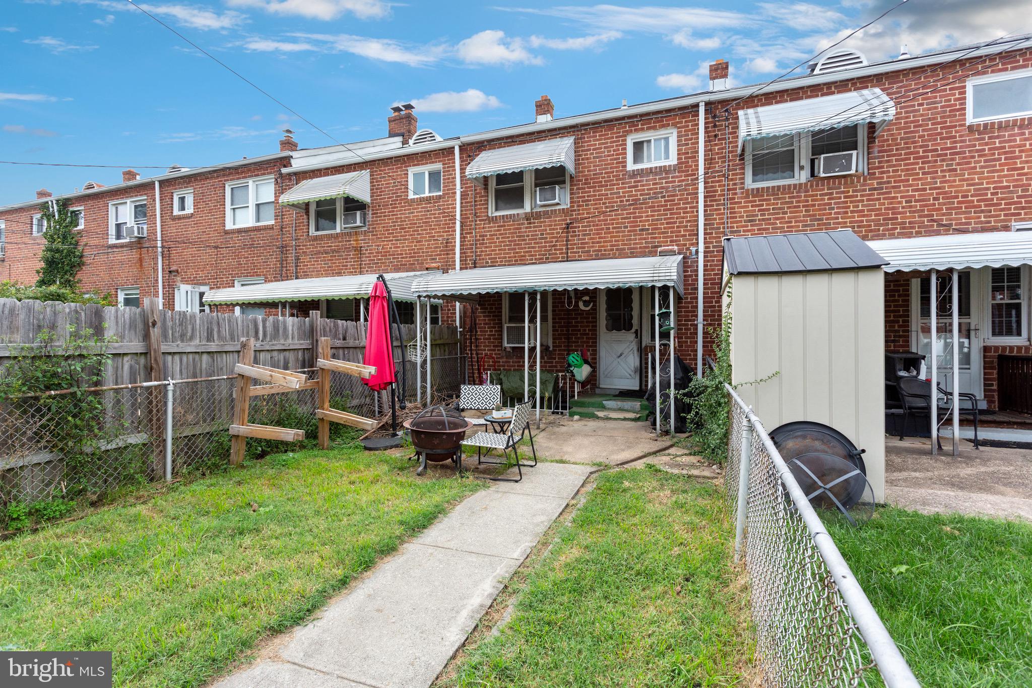 ARBOUR MANOR - Residential