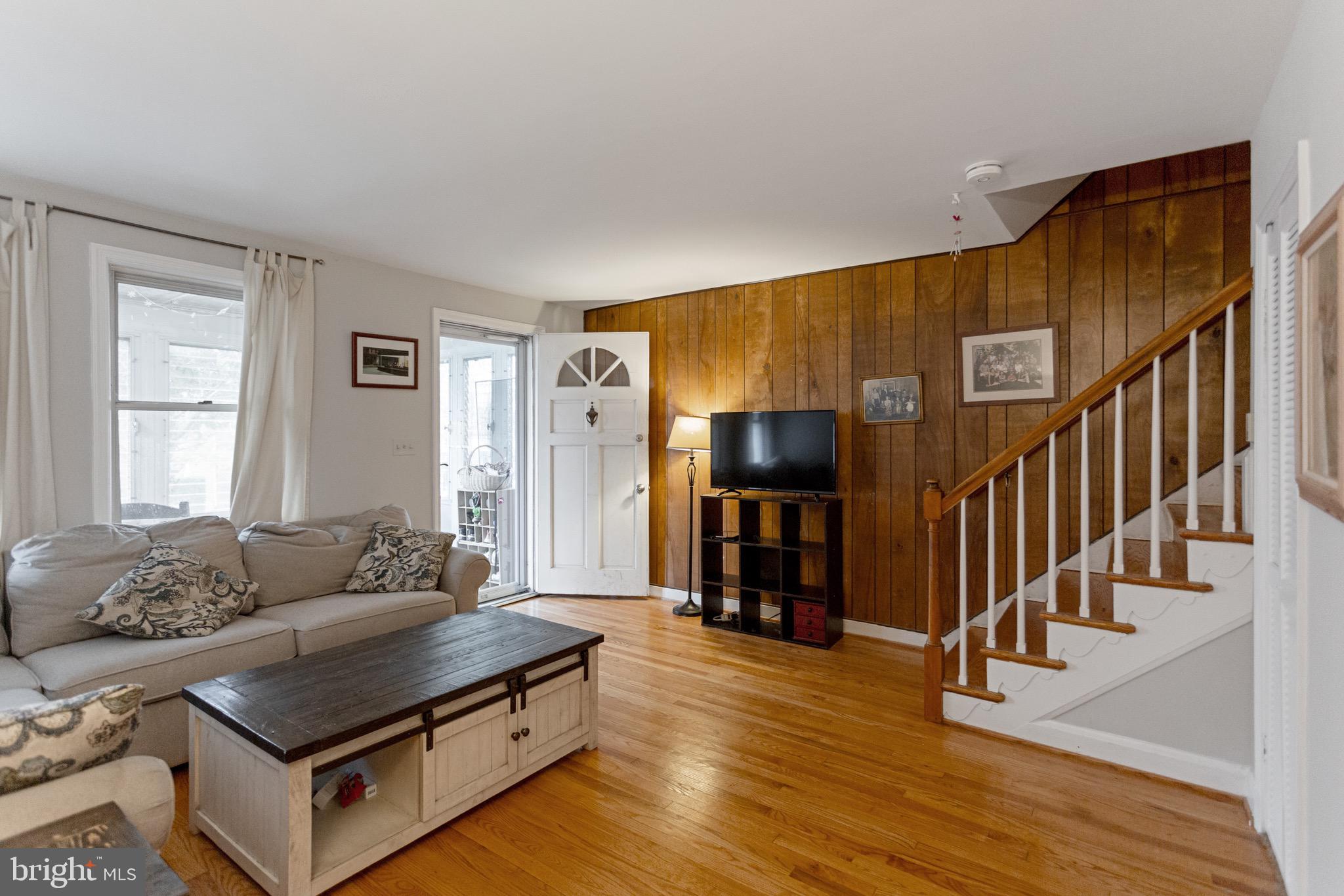 ARBOUR MANOR - Residential