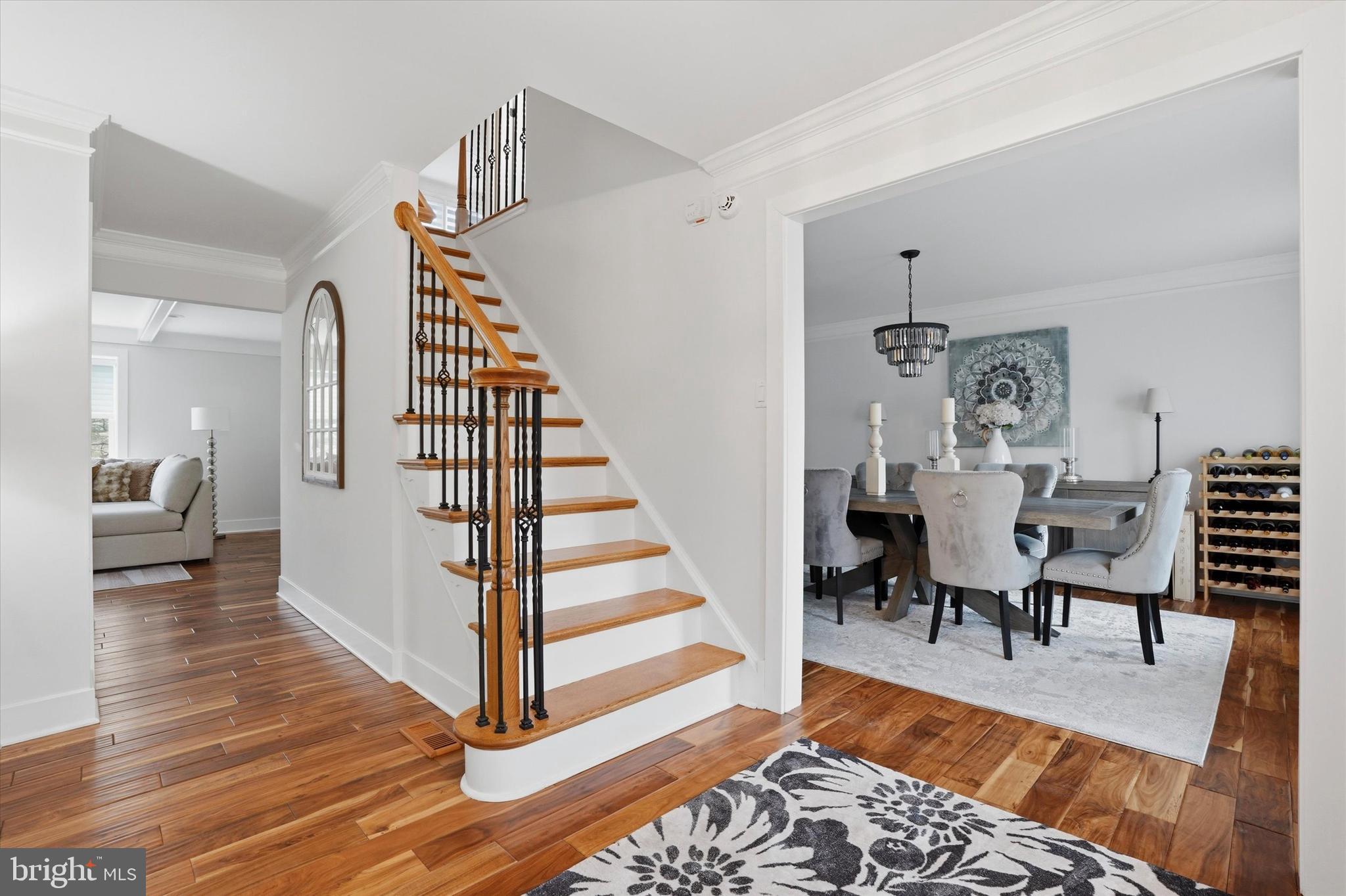 MOUNTAIN VIEW - Residential