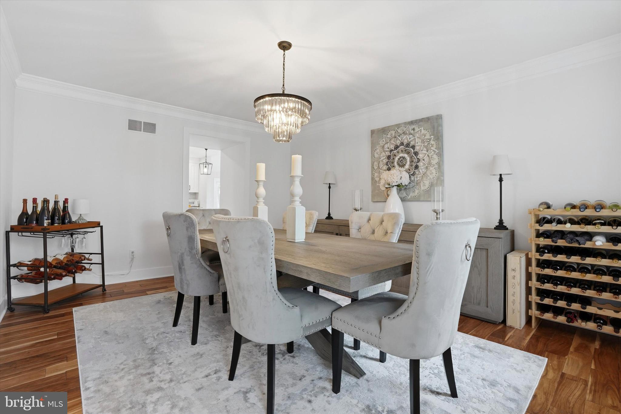 MOUNTAIN VIEW - Residential