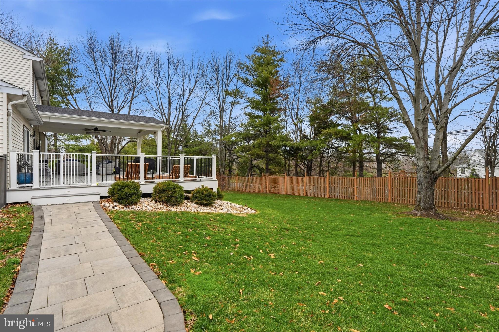 MOUNTAIN VIEW - Residential