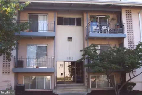 11312 Cherry Hill Road Unit 304, Beltsville, MD MLS: MDPG2134952