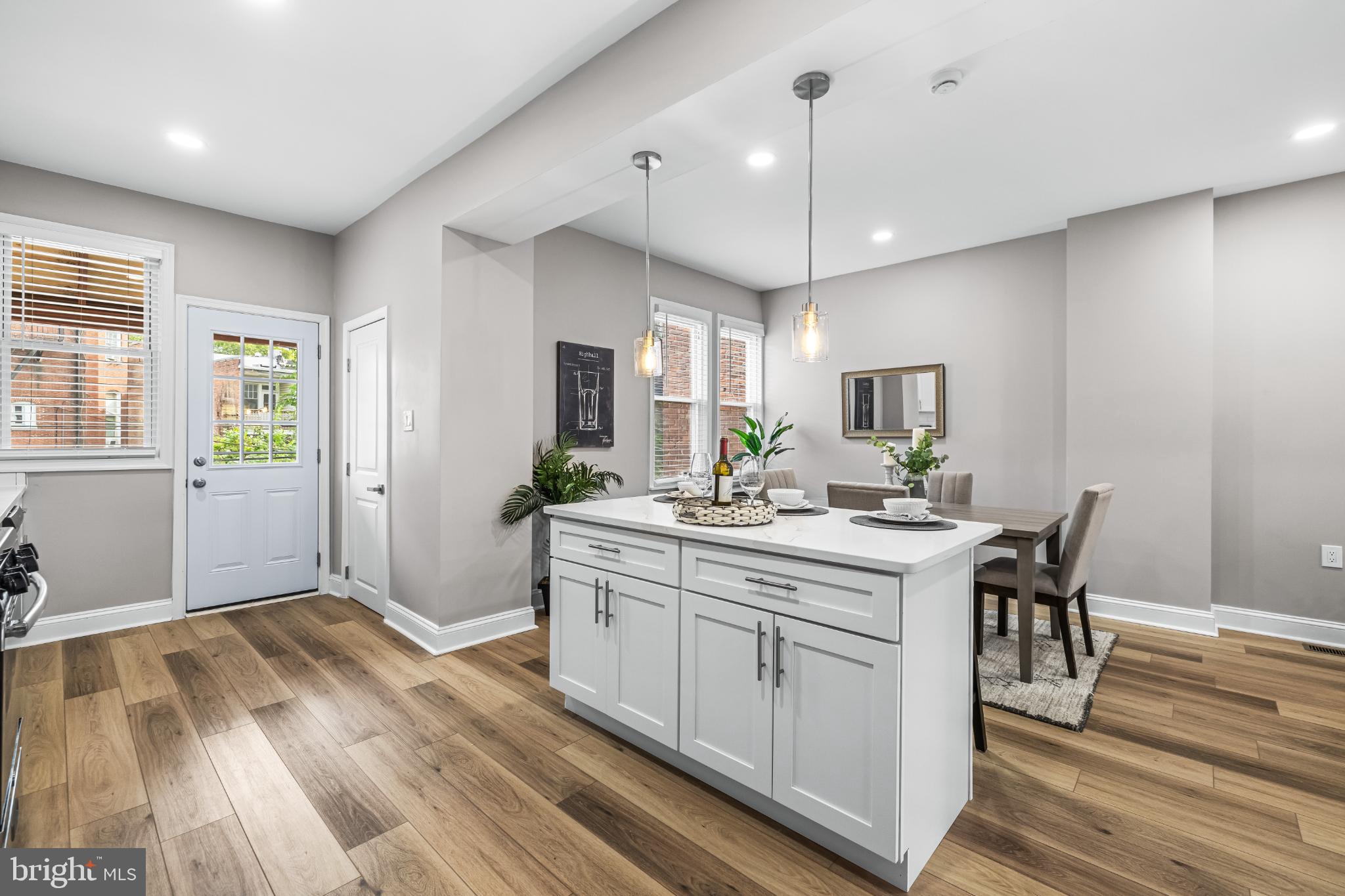 WOODBROOK - Residential