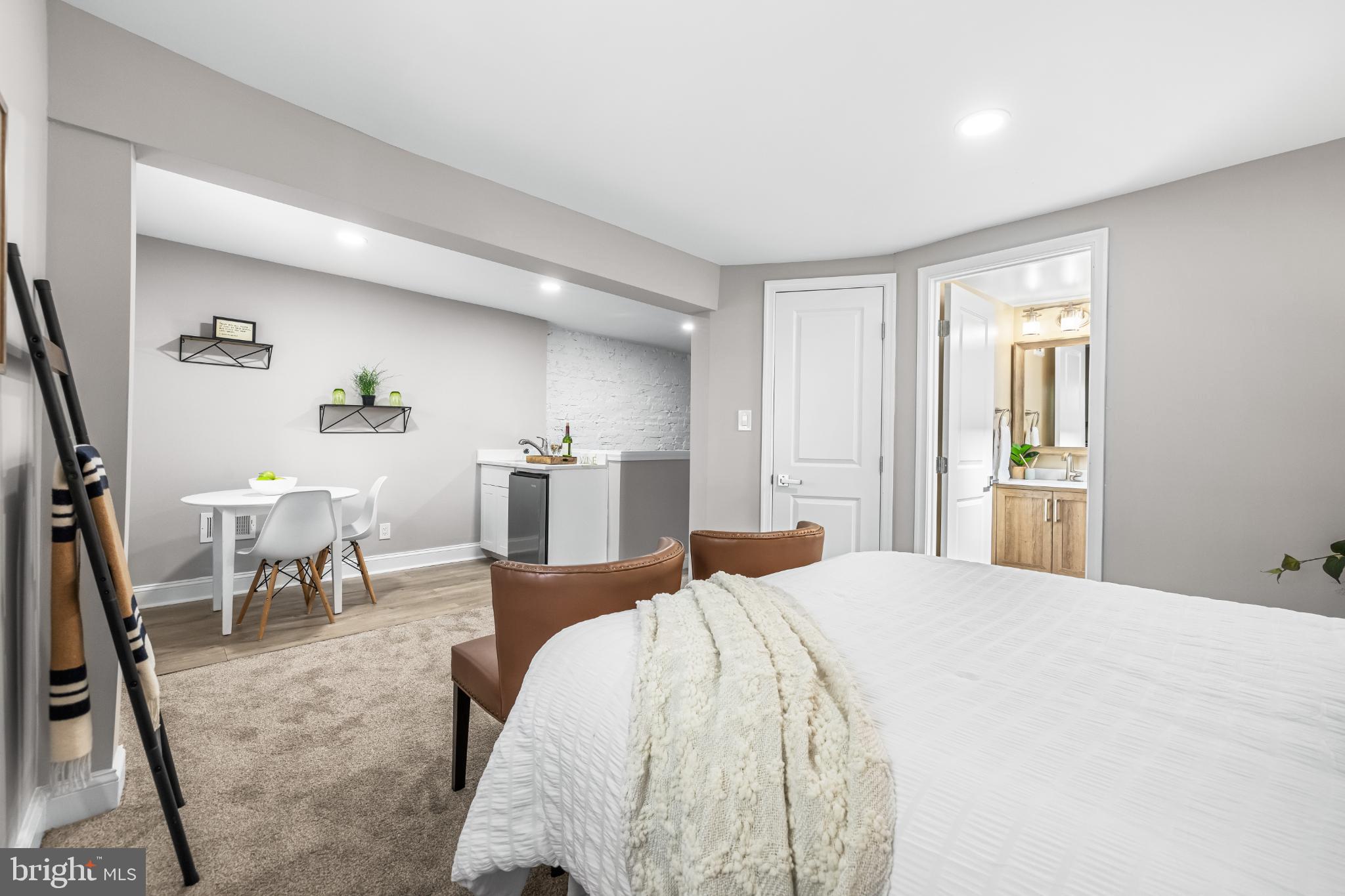 WOODBROOK - Residential