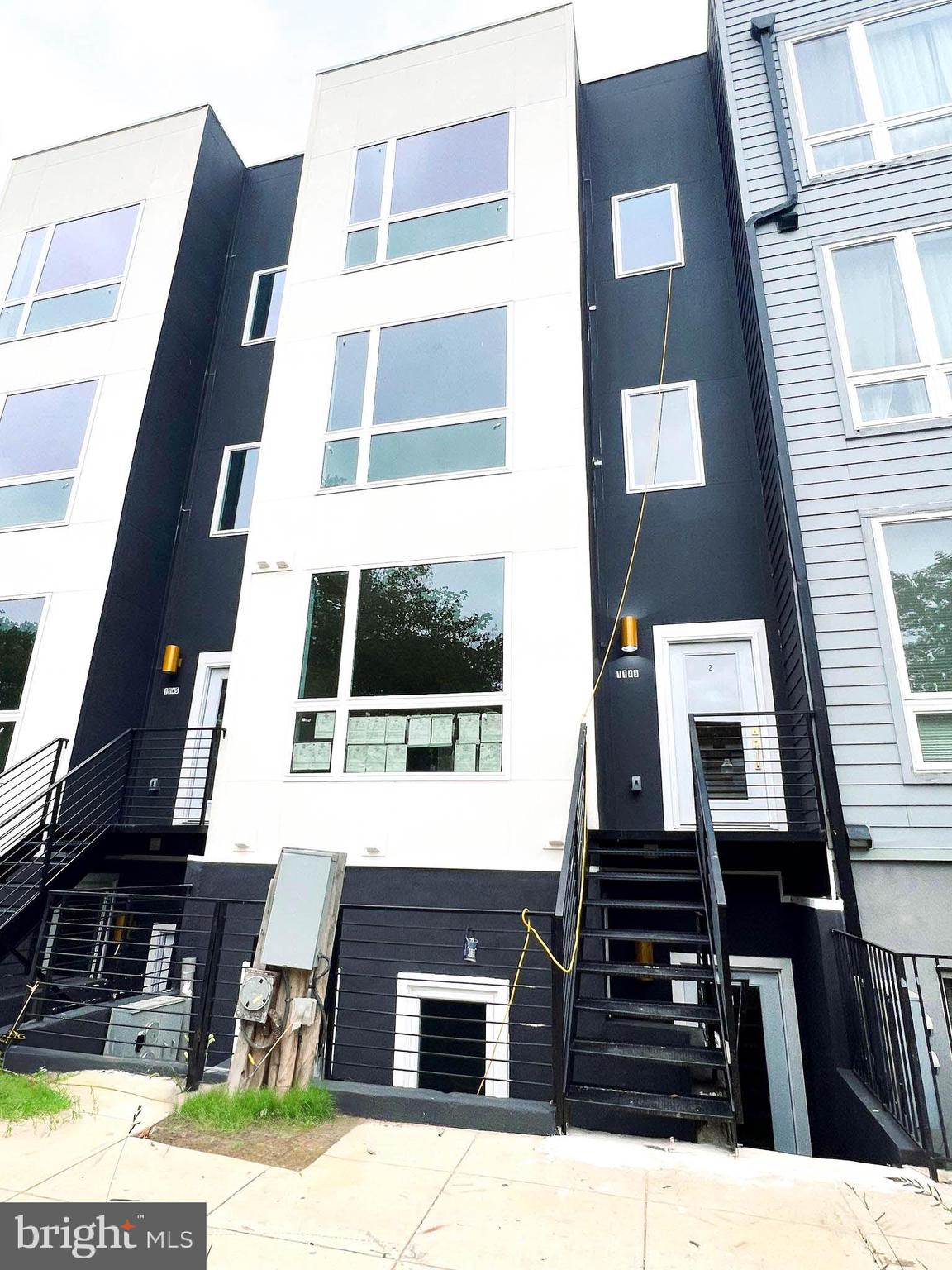 1143 16TH STREET NE 2