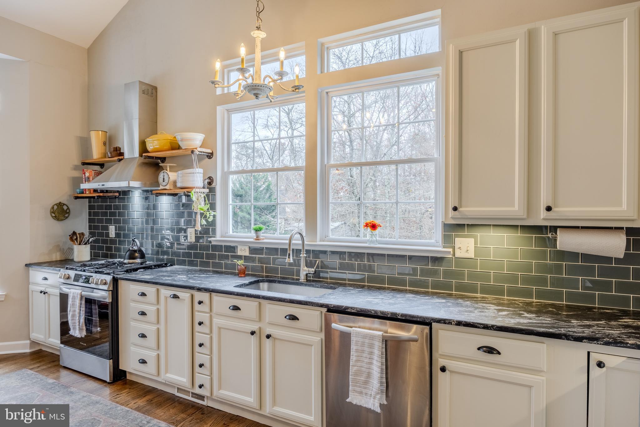 SCARBOROUGH WOODS - Residential