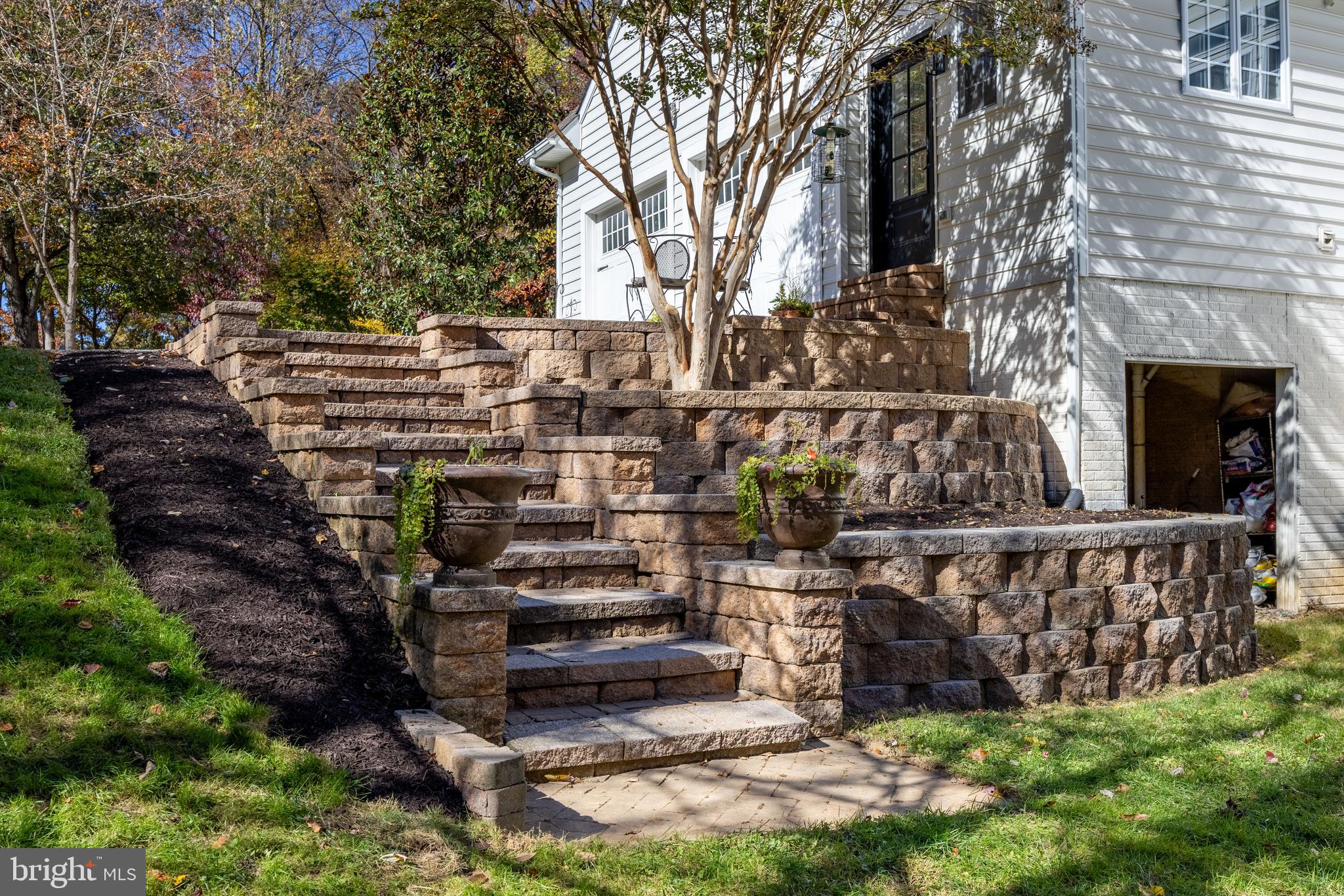 SCARBOROUGH WOODS - Residential