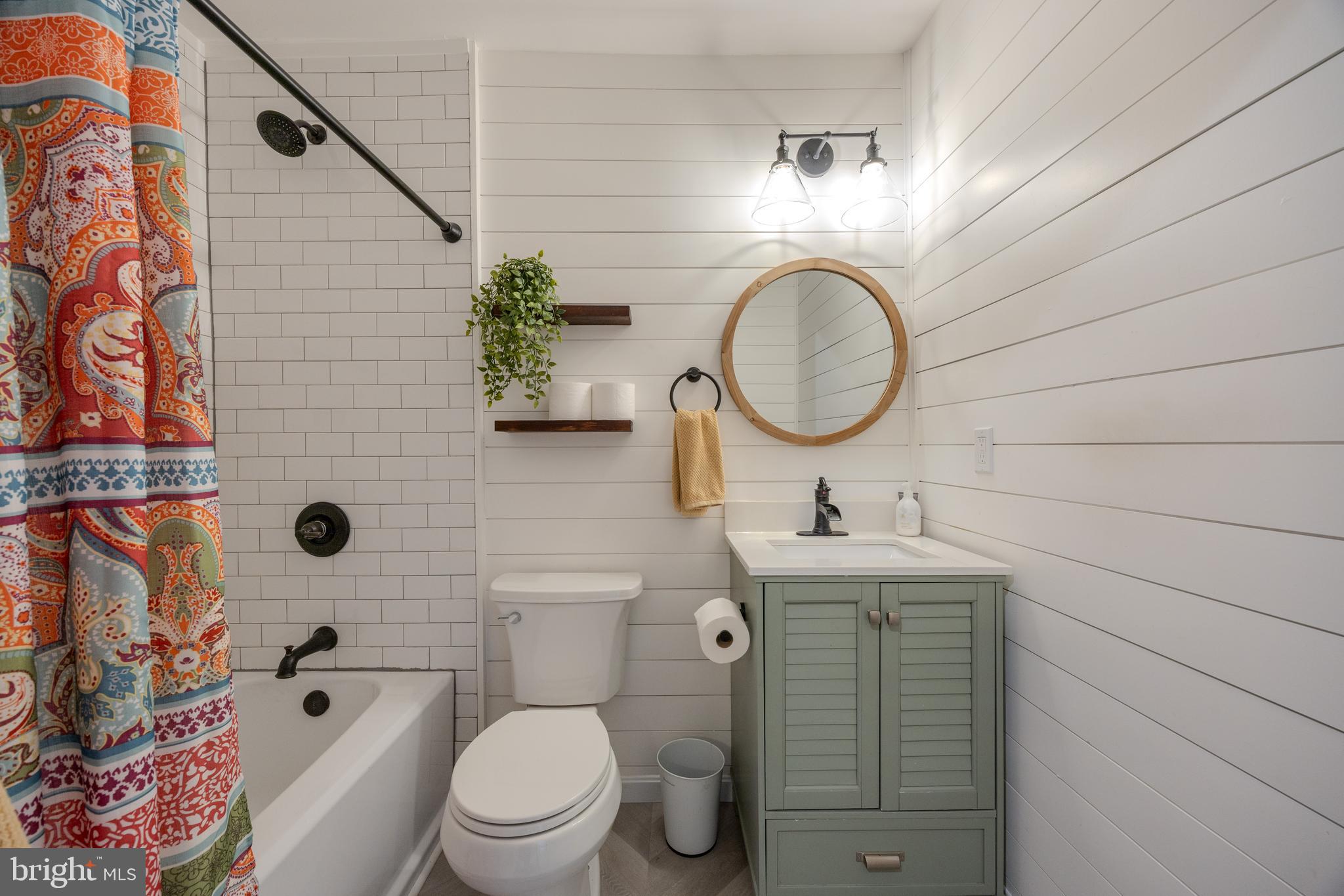 SCARBOROUGH WOODS - Residential