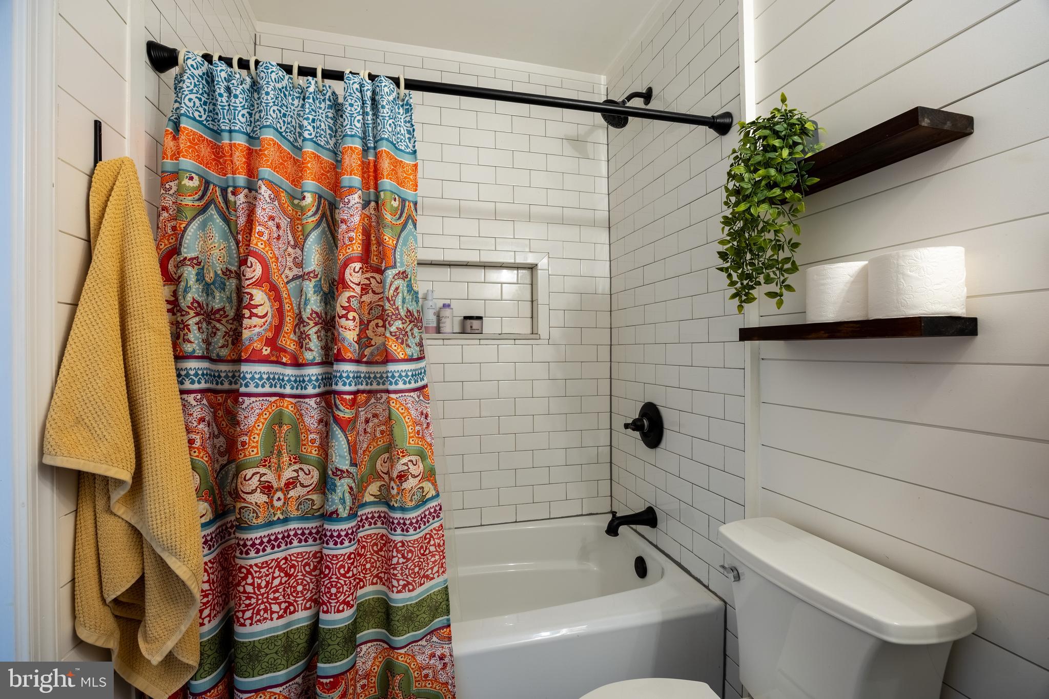 SCARBOROUGH WOODS - Residential