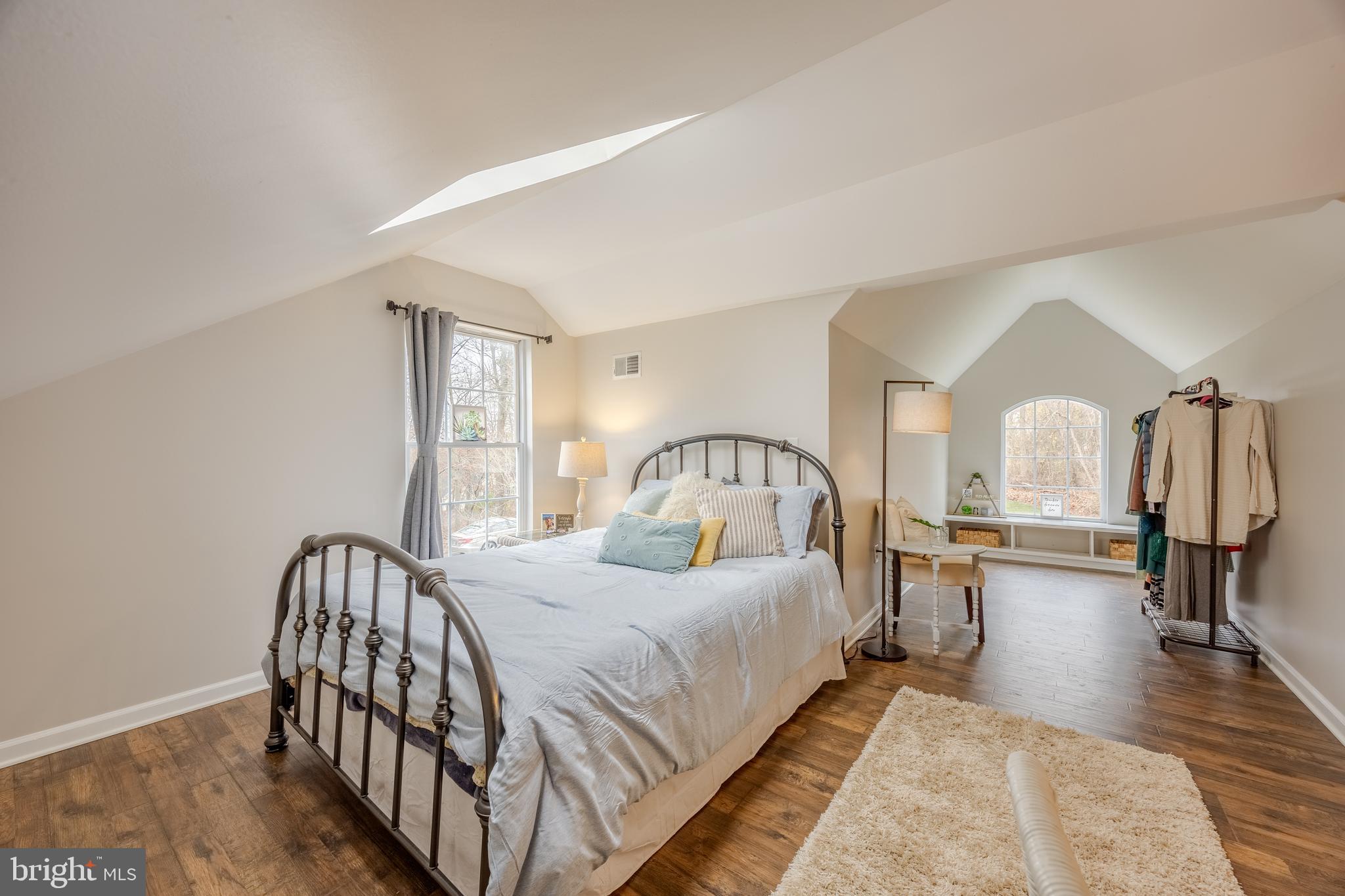 SCARBOROUGH WOODS - Residential