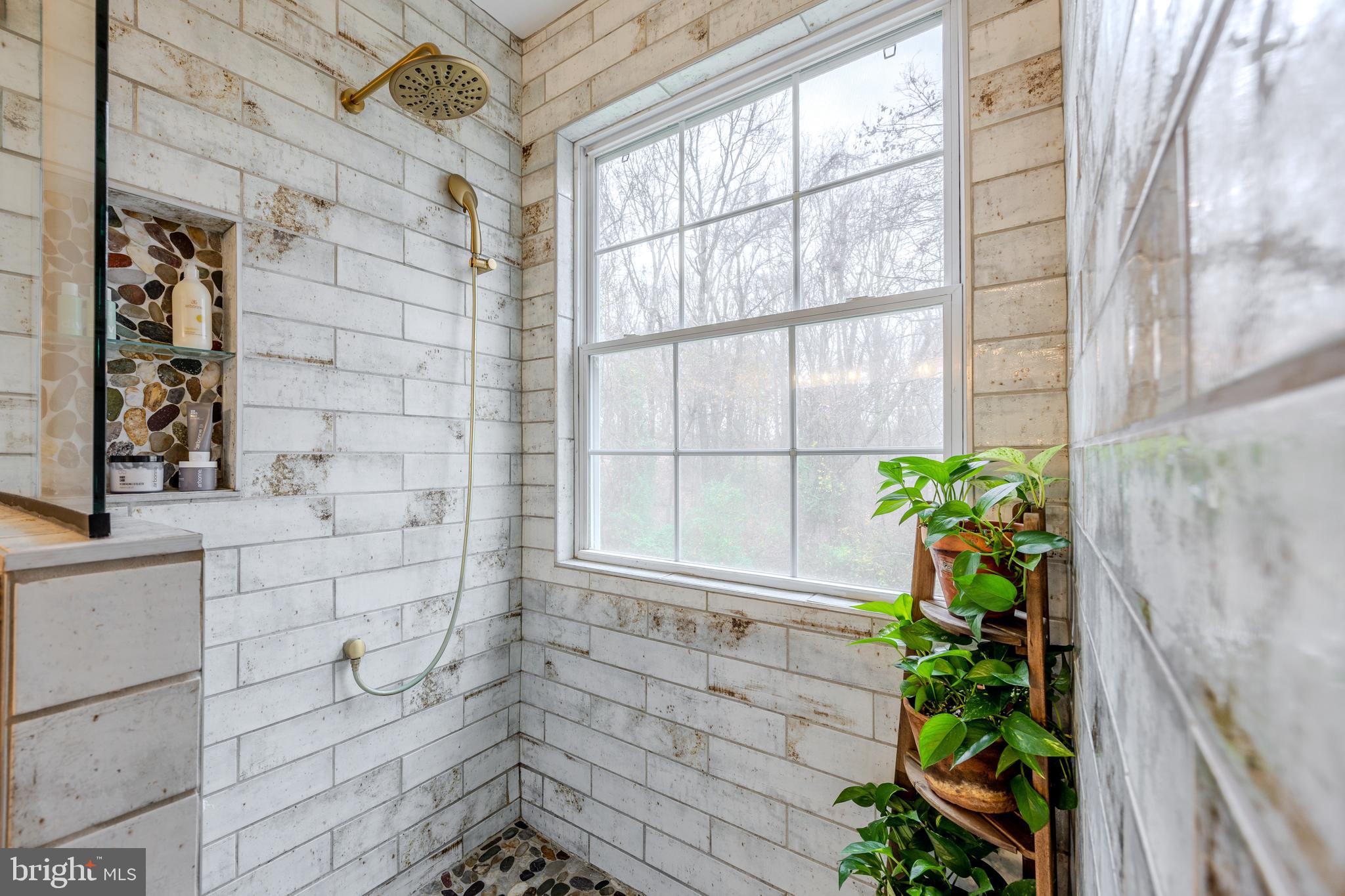 SCARBOROUGH WOODS - Residential