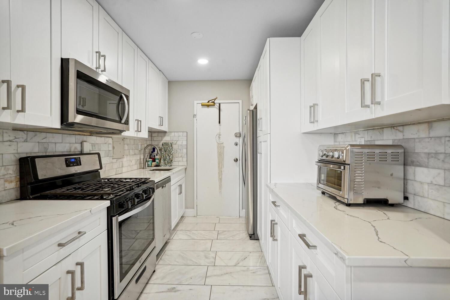 BELLE VIEW - Residential