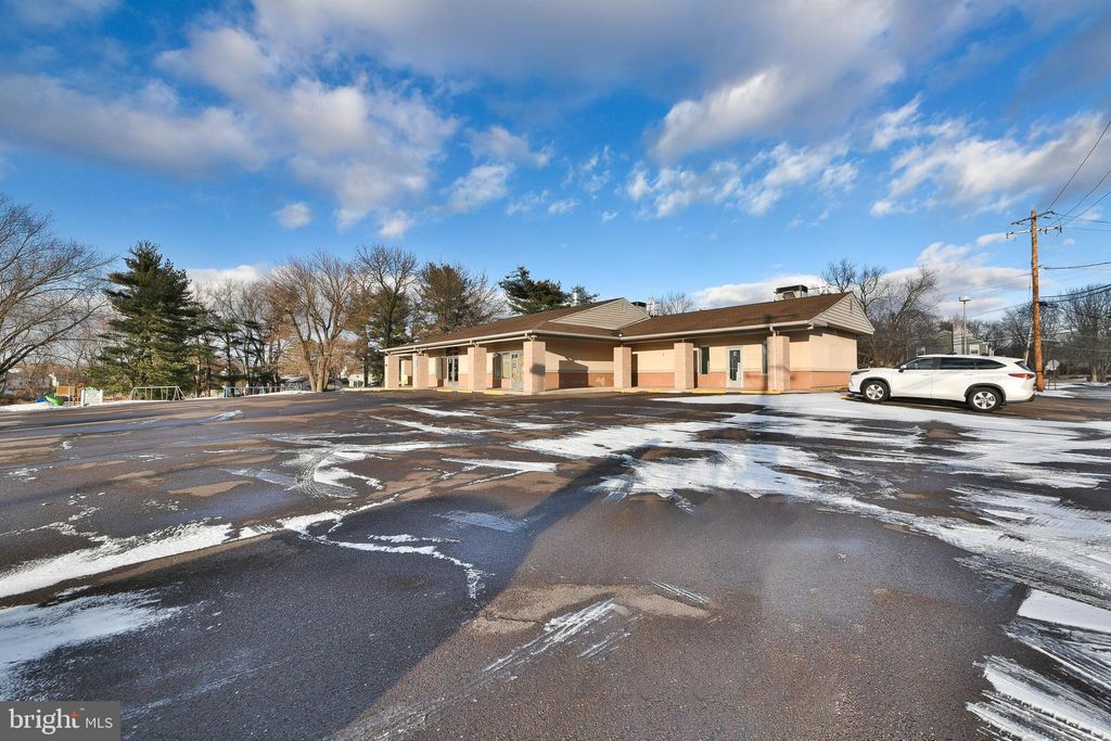 Photo of 77 Downey Drive #UNIT 4, WARMINSTER, PA 18974 (MLS # PABU2111250)