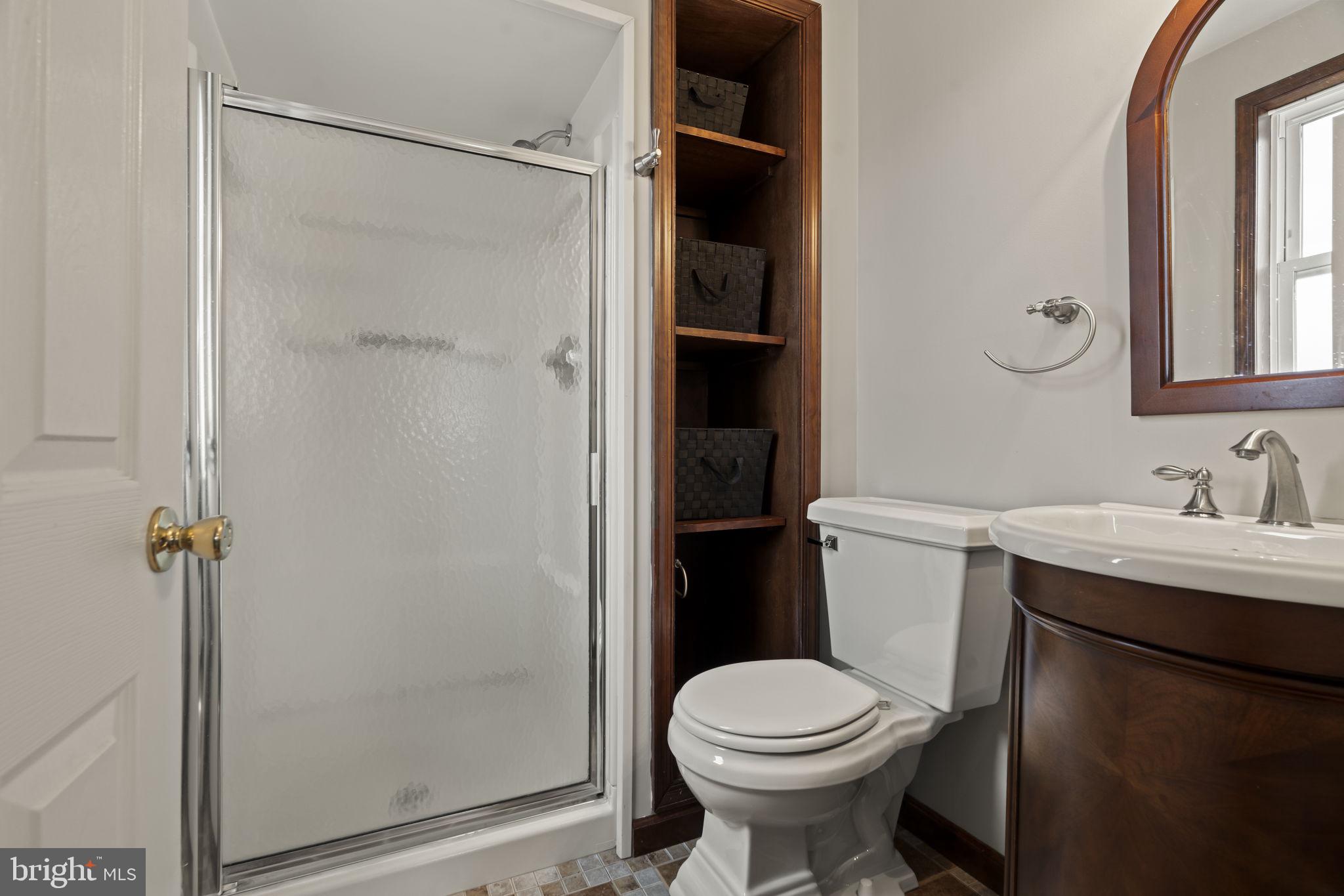 SOMERTON - Residential