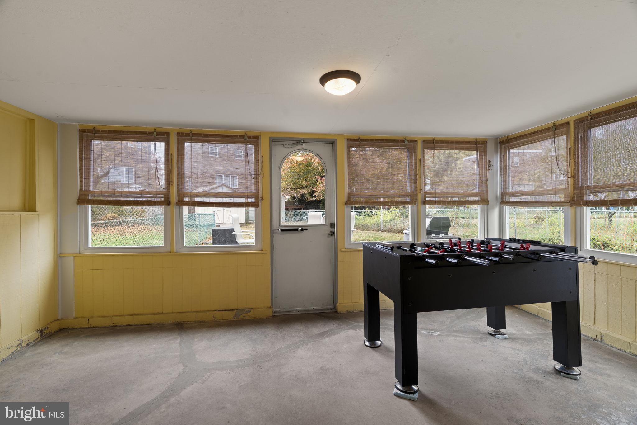 SOMERTON - Residential