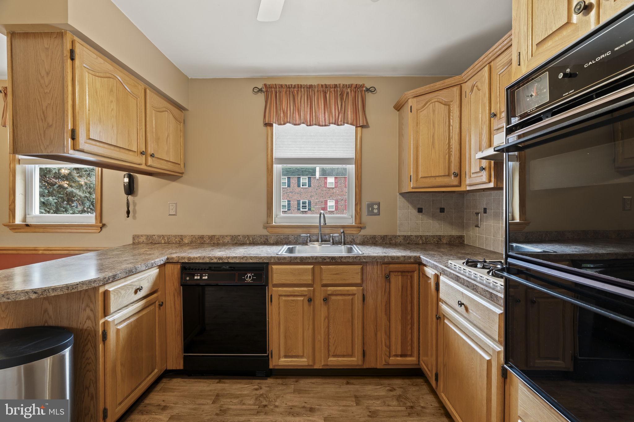 SOMERTON - Residential