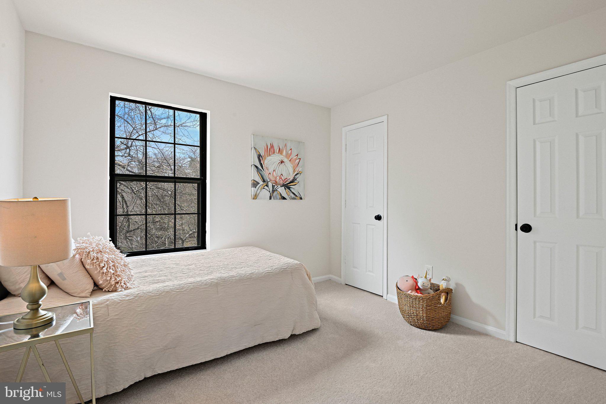 COUNTRYSIDE - Residential