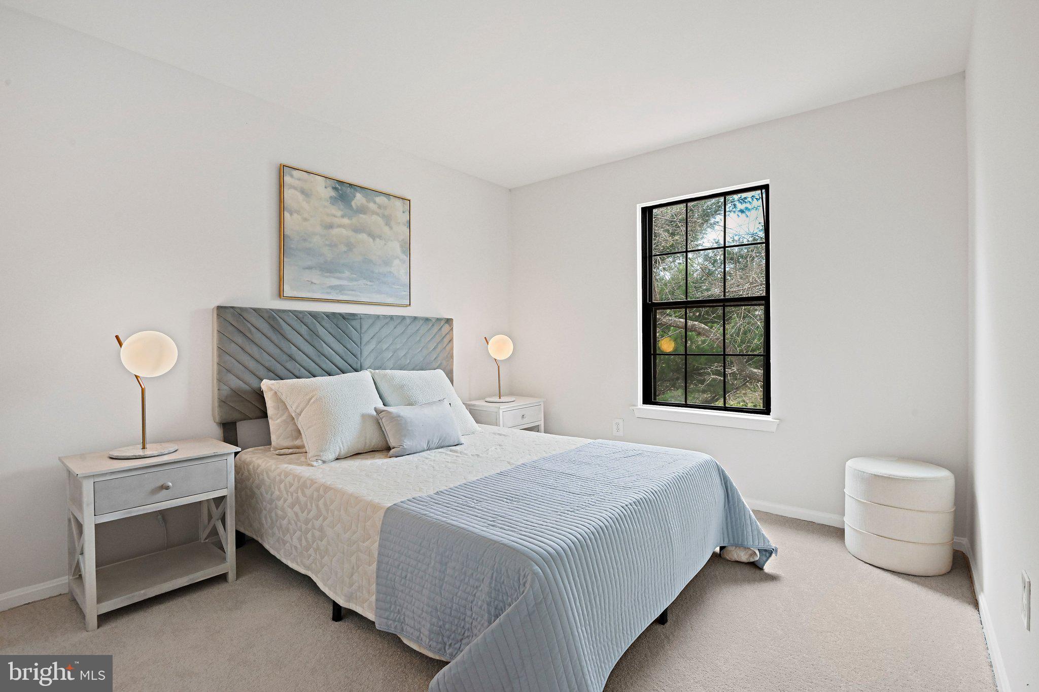 COUNTRYSIDE - Residential