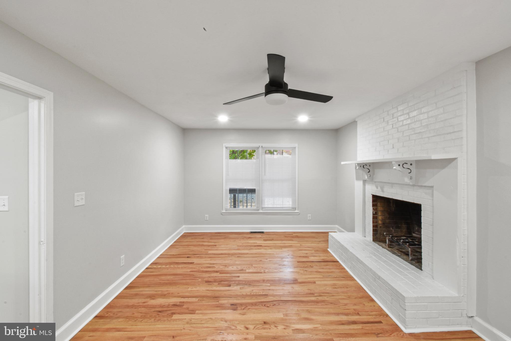 BROOKWOOD - Residential