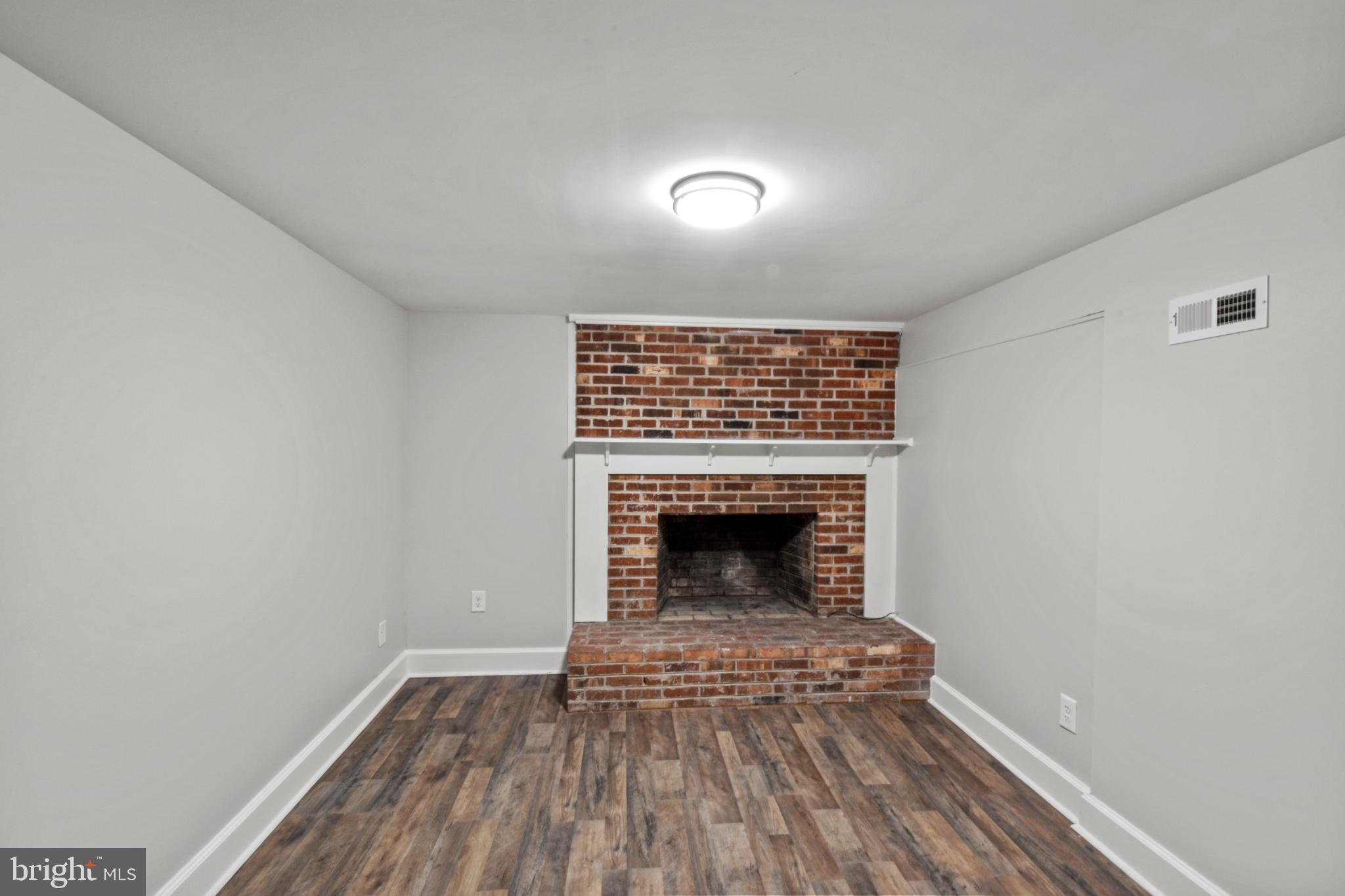 BROOKWOOD - Residential