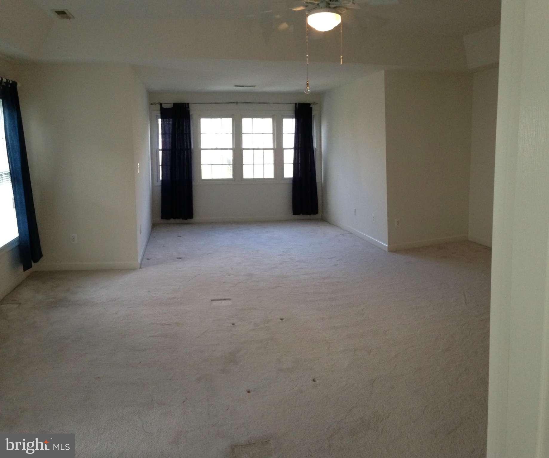 DELLABROOKE FOREST - Residential Lease