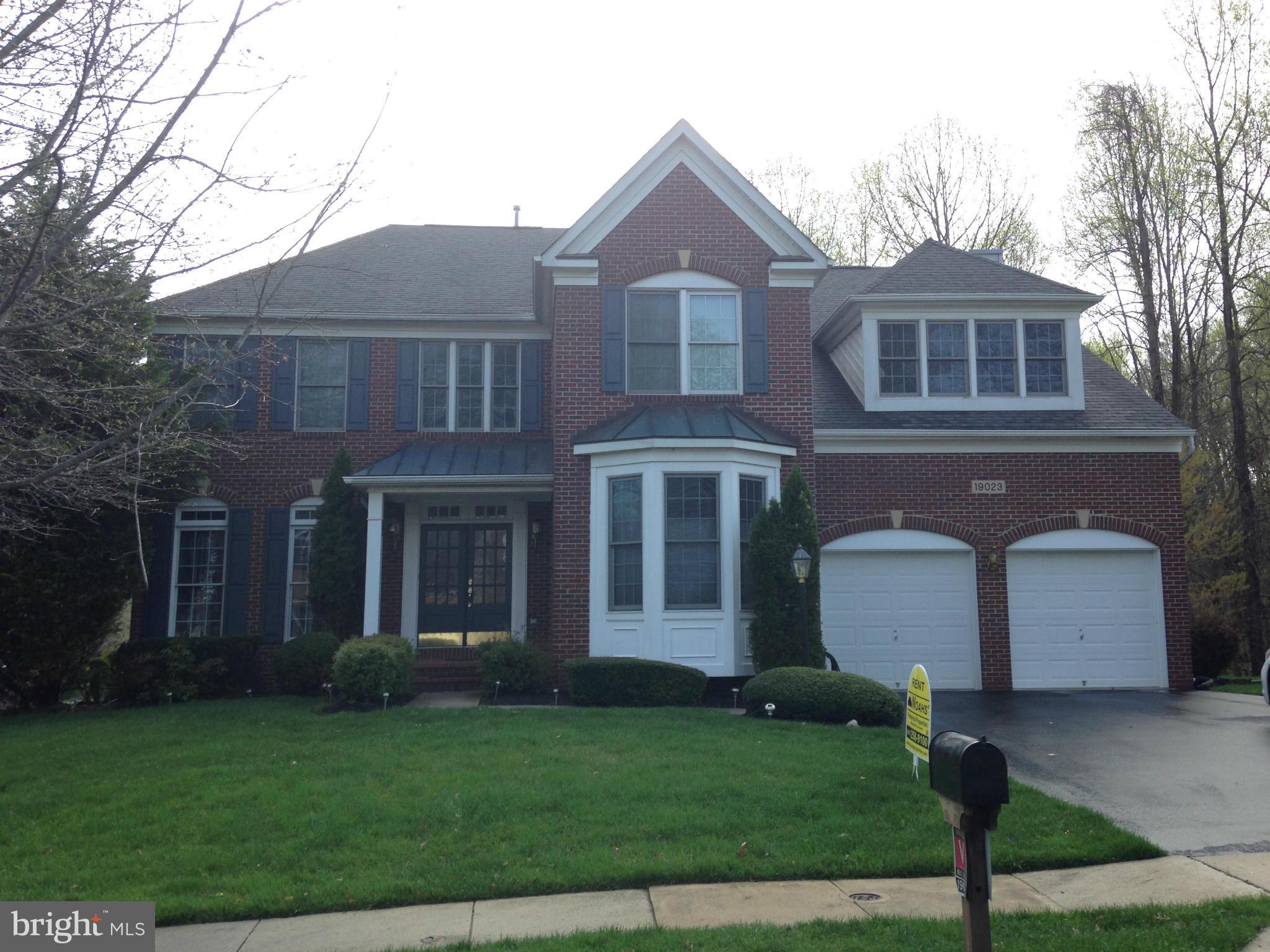 DELLABROOKE FOREST - Residential Lease