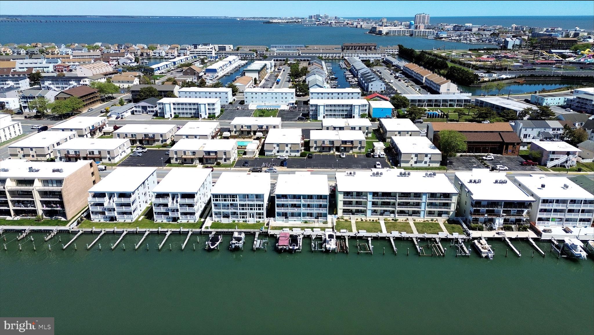 419 BAYSHORE DRIVE 101