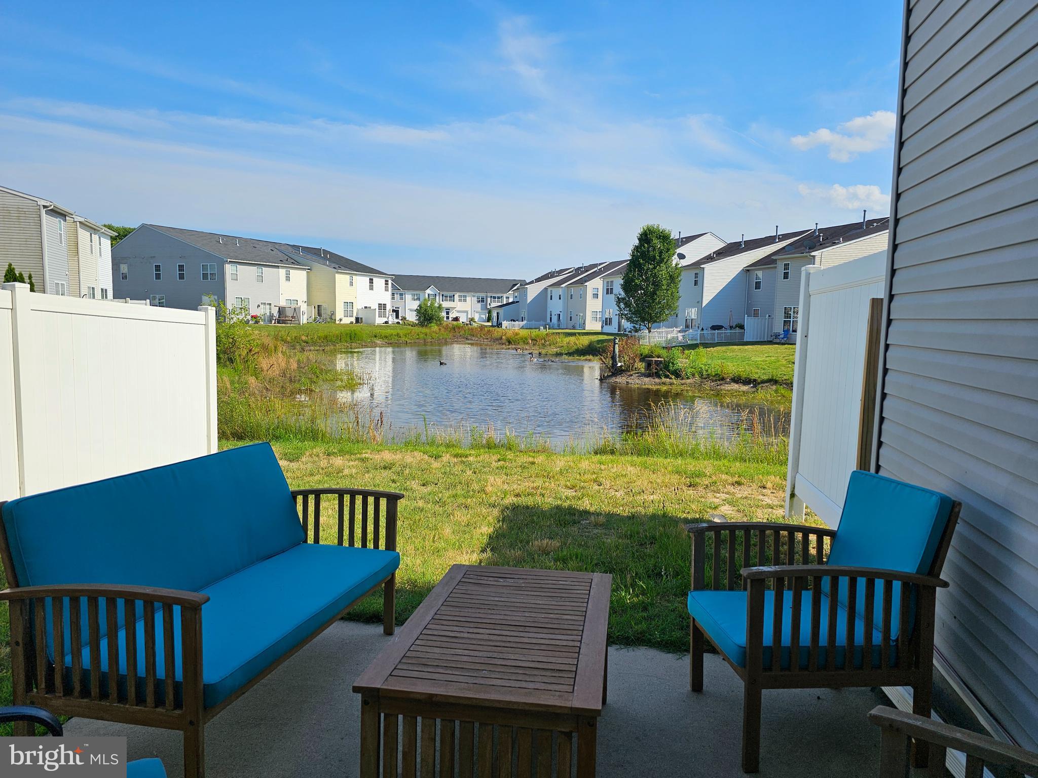 COLONIAL VILLAGE - Residential